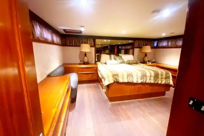 Used 1990 Viking Motor Yacht