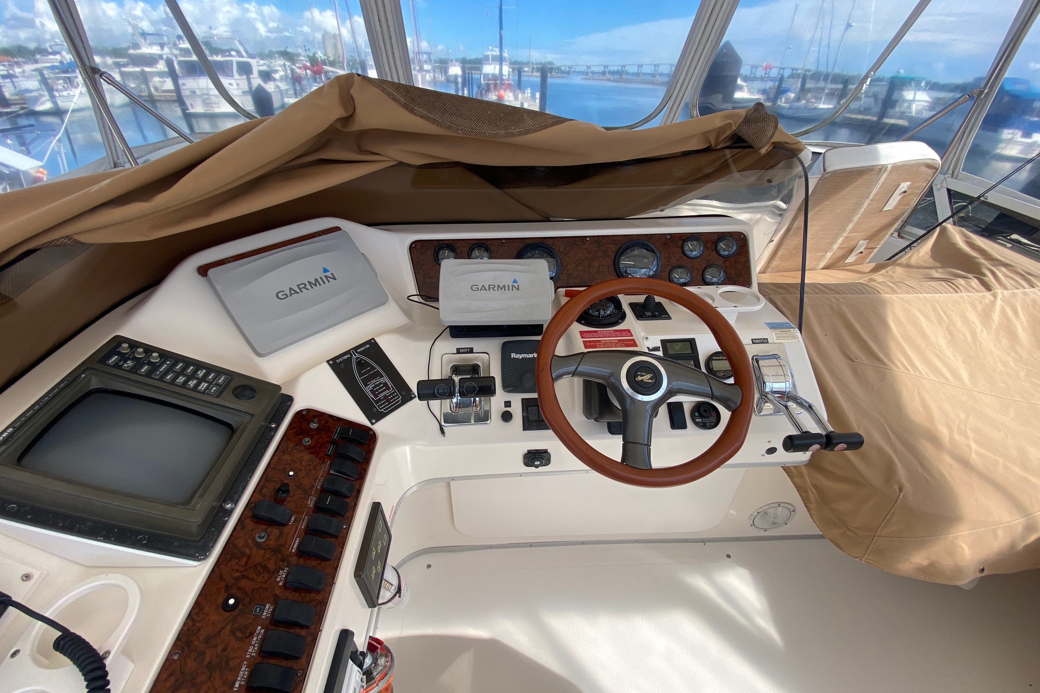 Used 1996 Sea Ray 440 Express Bridge
