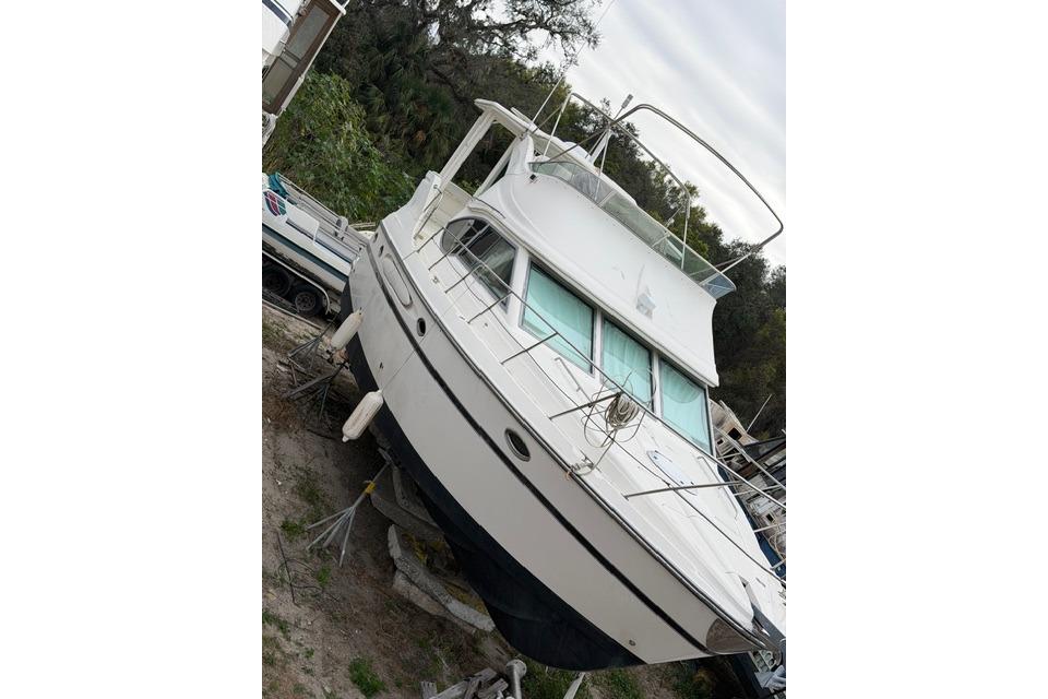 Used 2000 Maxum 4100 SCA