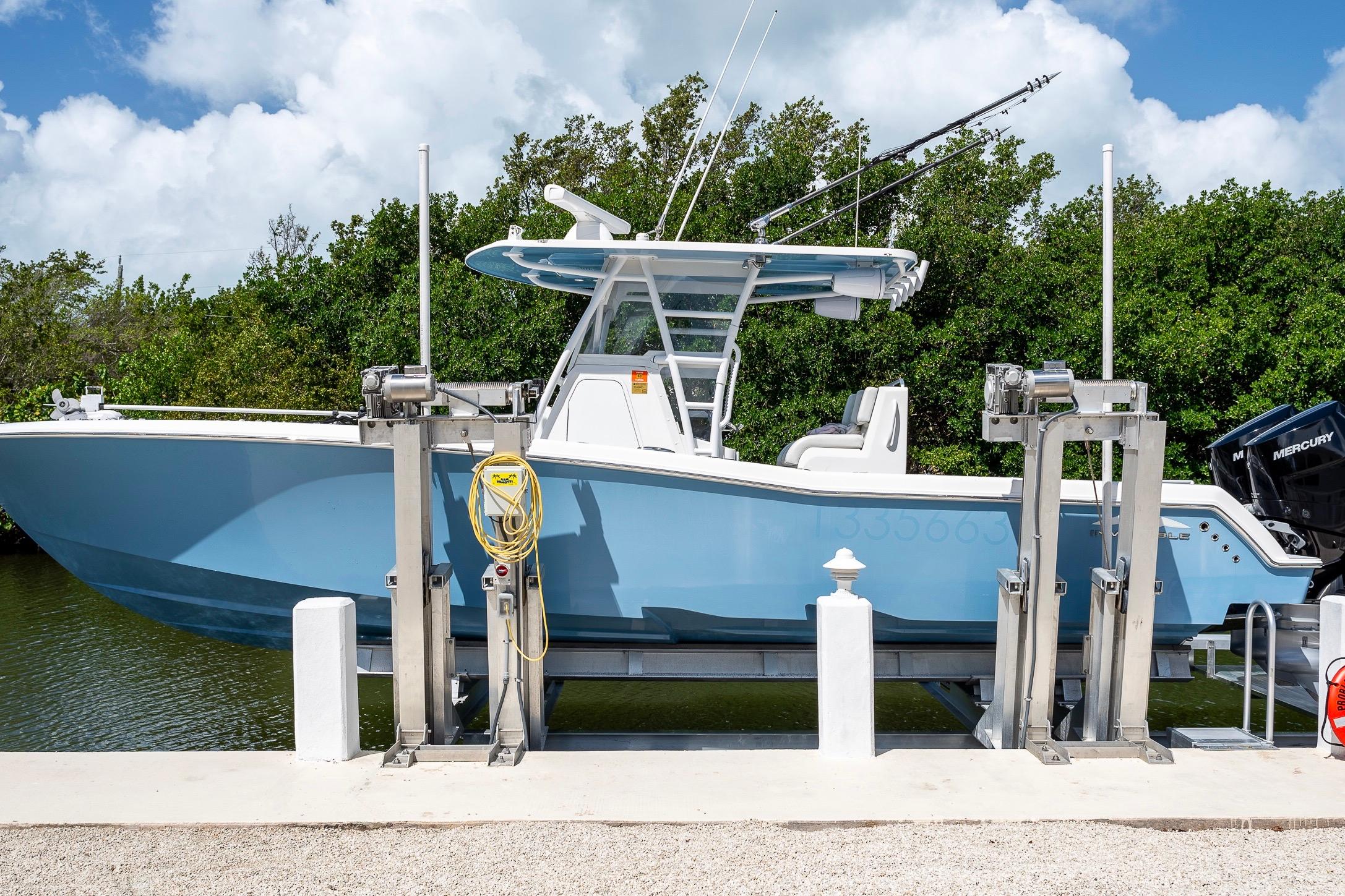 Used 2021 Invincible 33 Open Fisherman