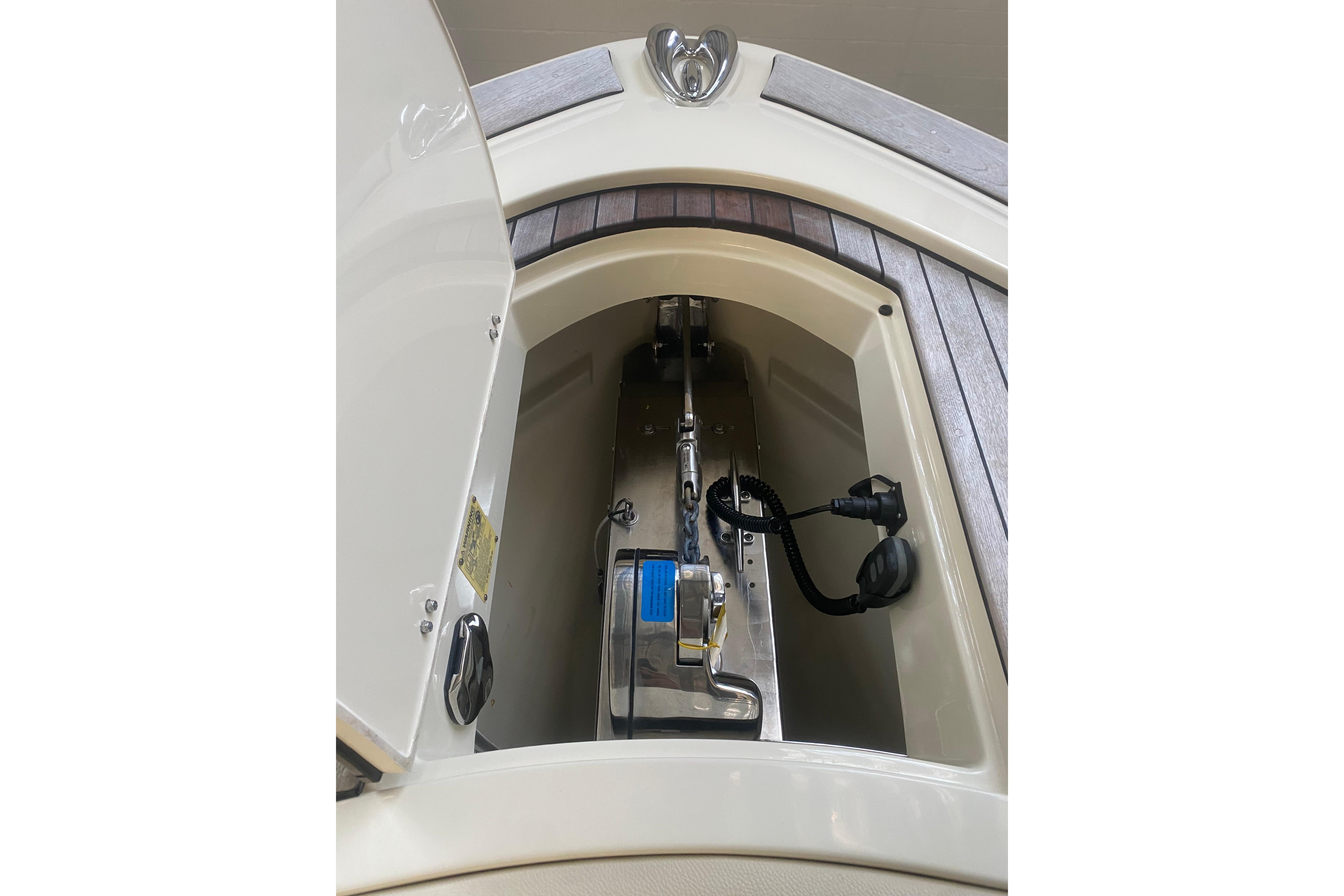 Used 2022 Chris-Craft Calypso 35