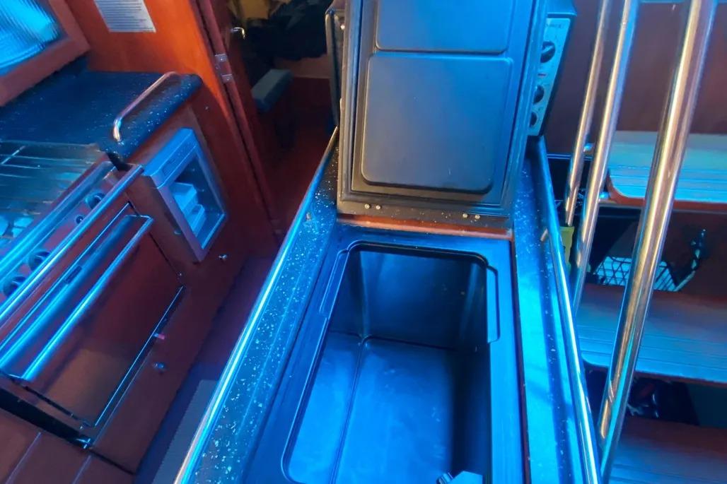 Used 2012 Hunter 50