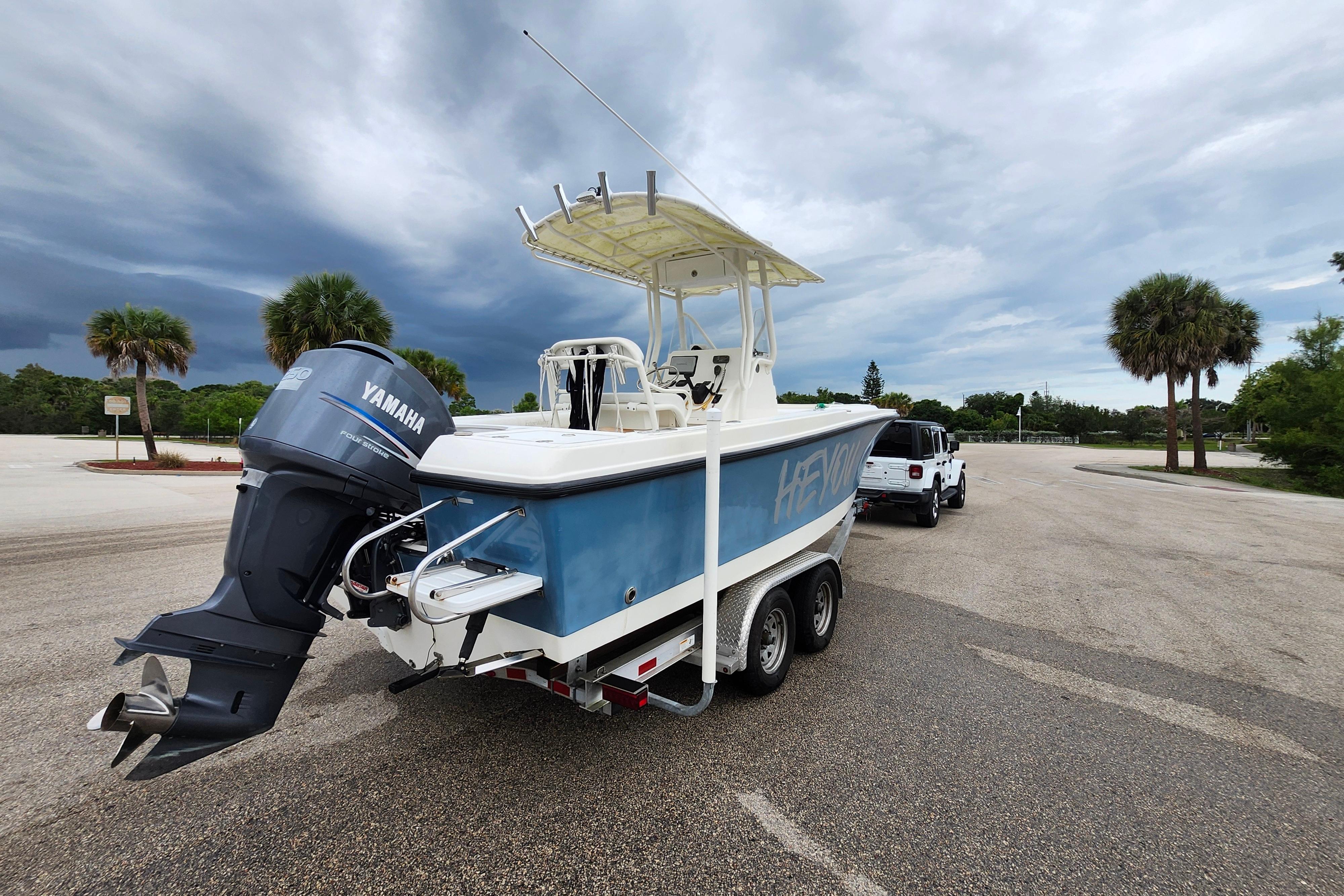 Used 2007 Edgewater 228CC