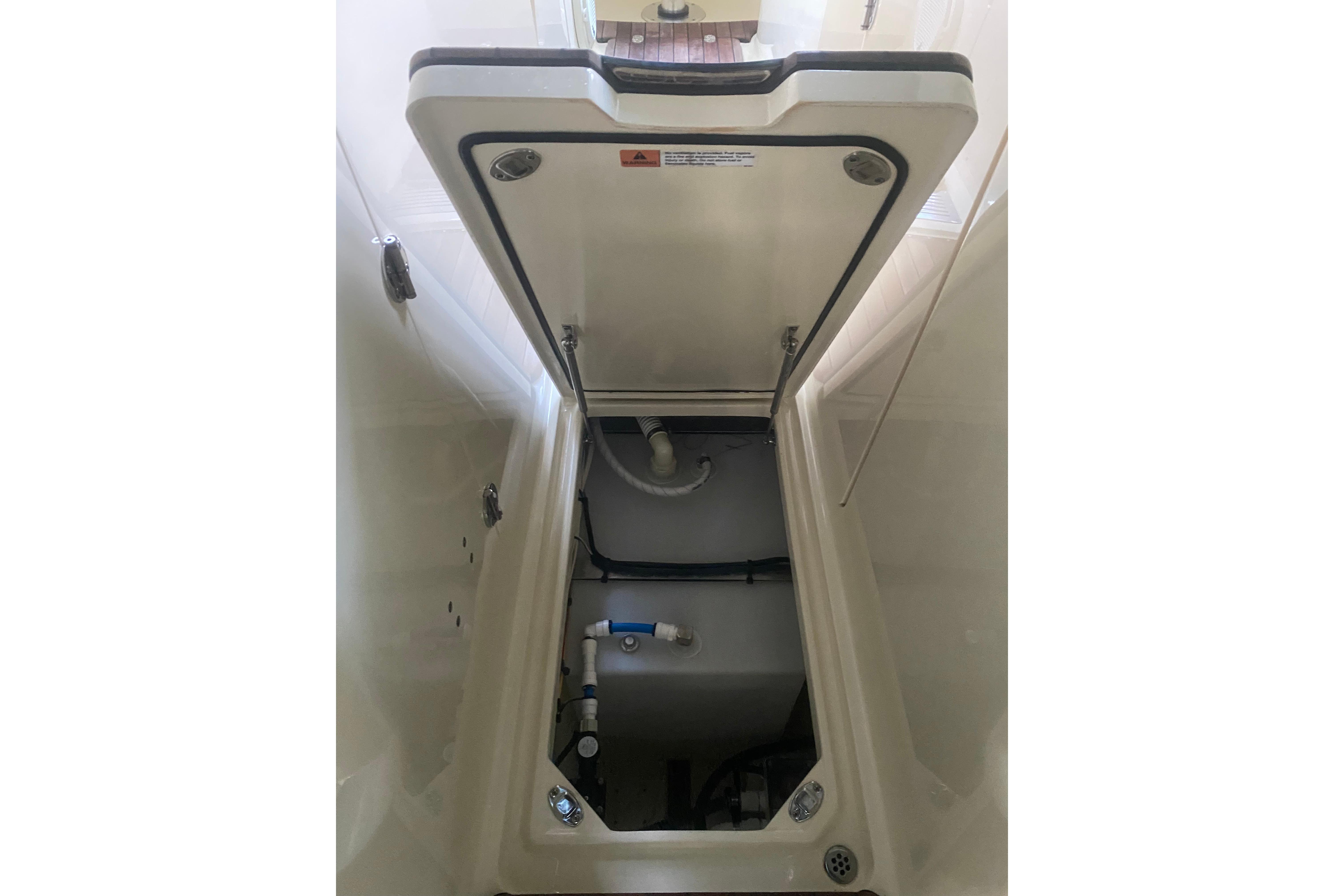 Used 2022 Chris-Craft Calypso 35