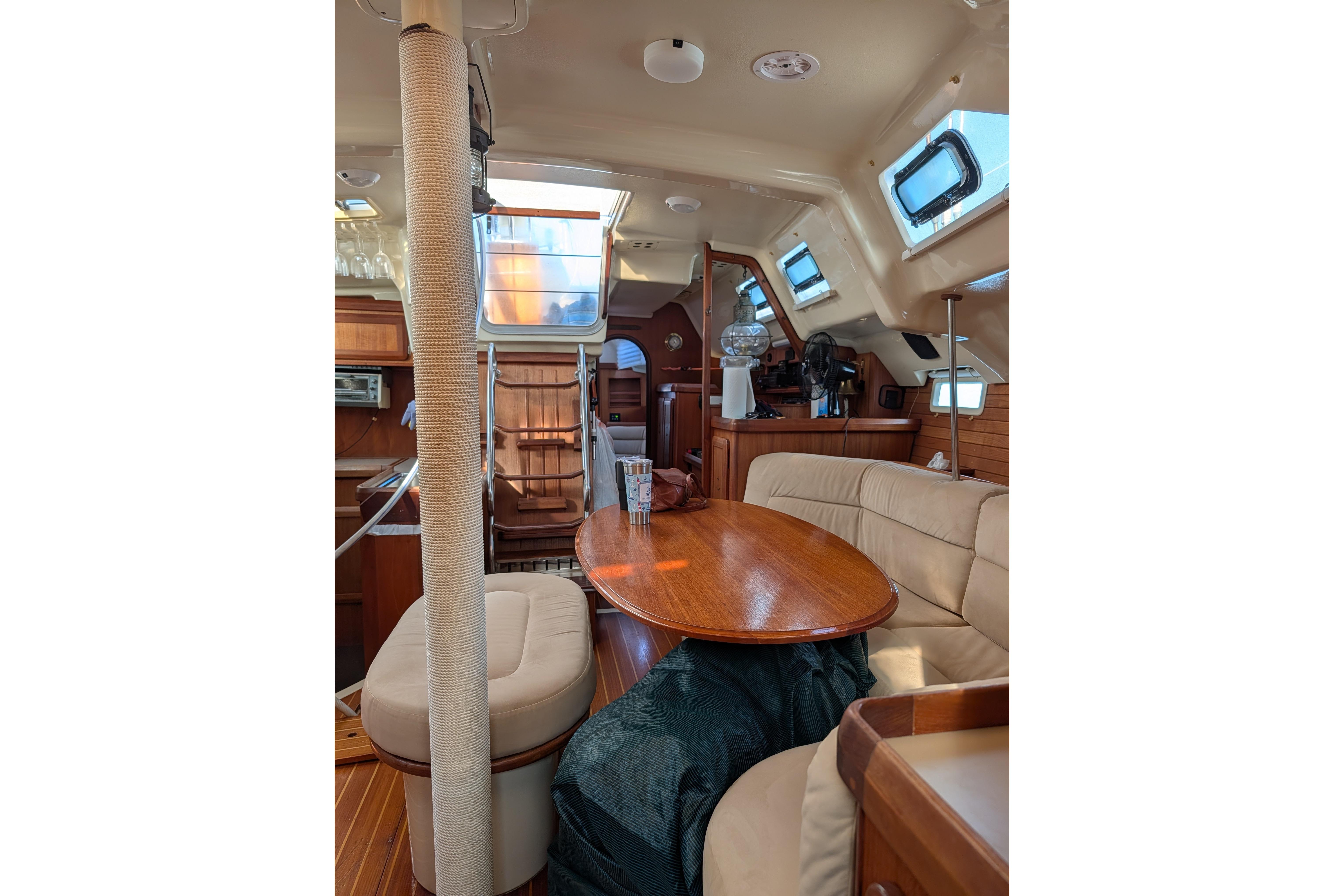 Used 1994 Hunter Passage 42