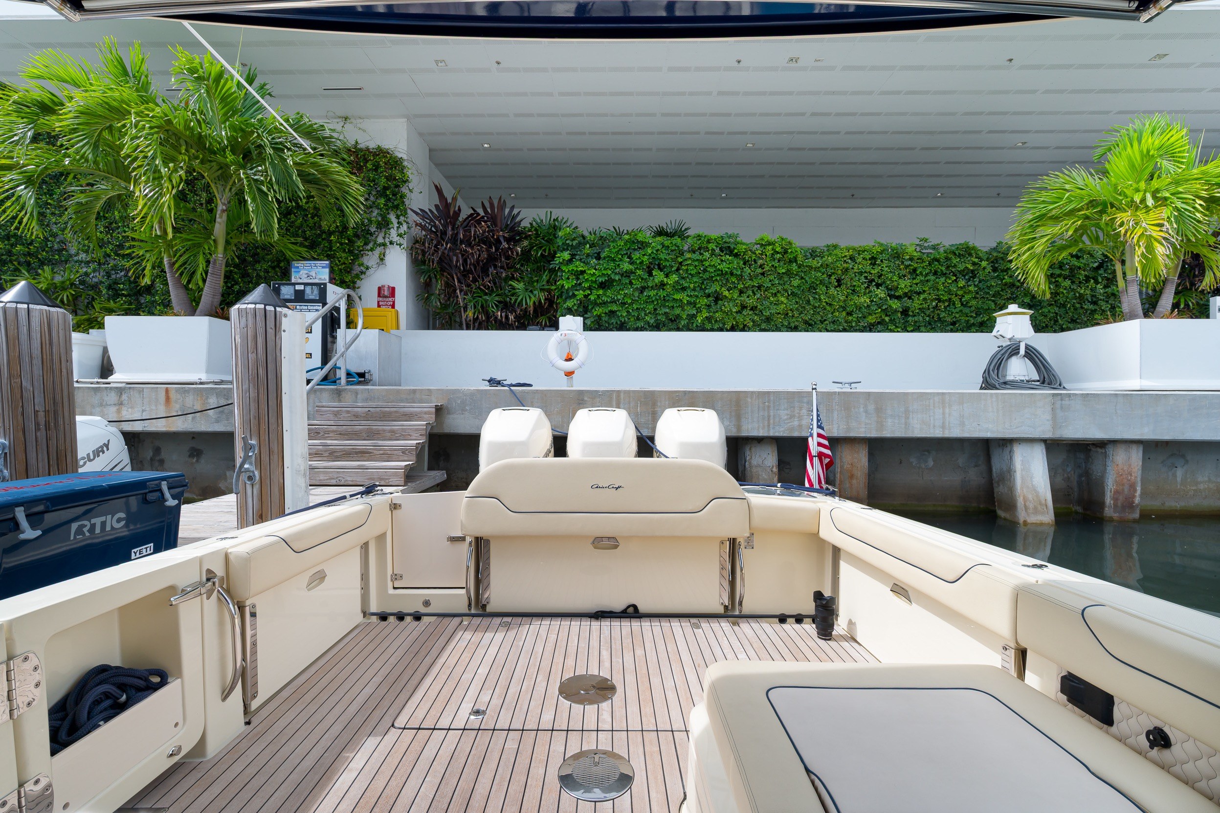 Used 2022 Chris-Craft Calypso 35