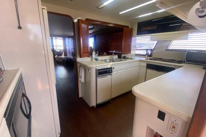 Used 1990 Viking Motor Yacht