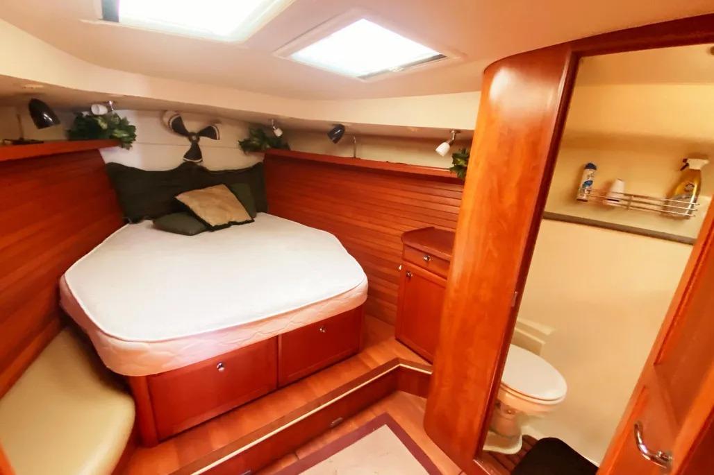 Used 2012 Hunter 50