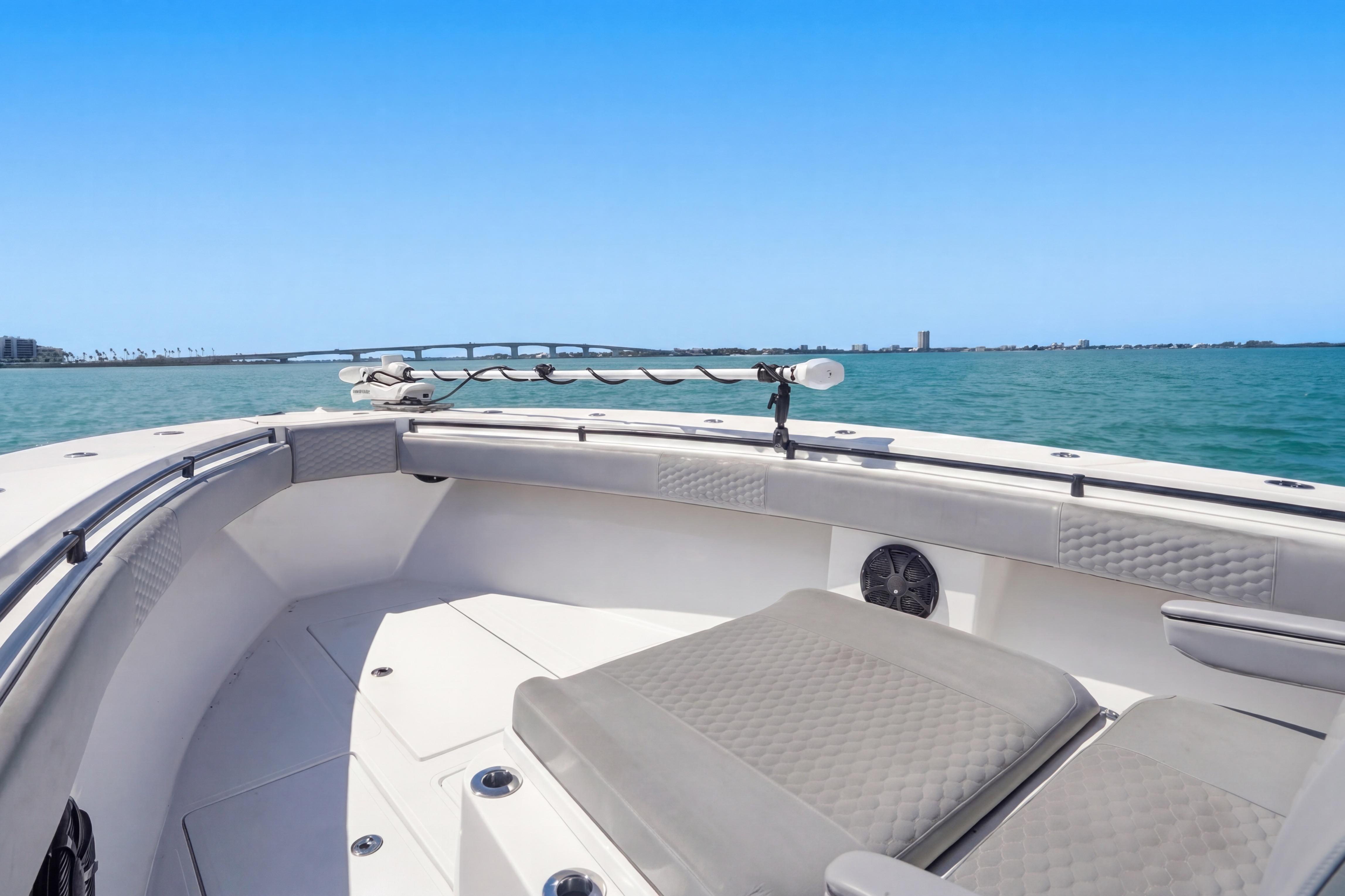 Used 2016 SeaHunter 35 Tournament