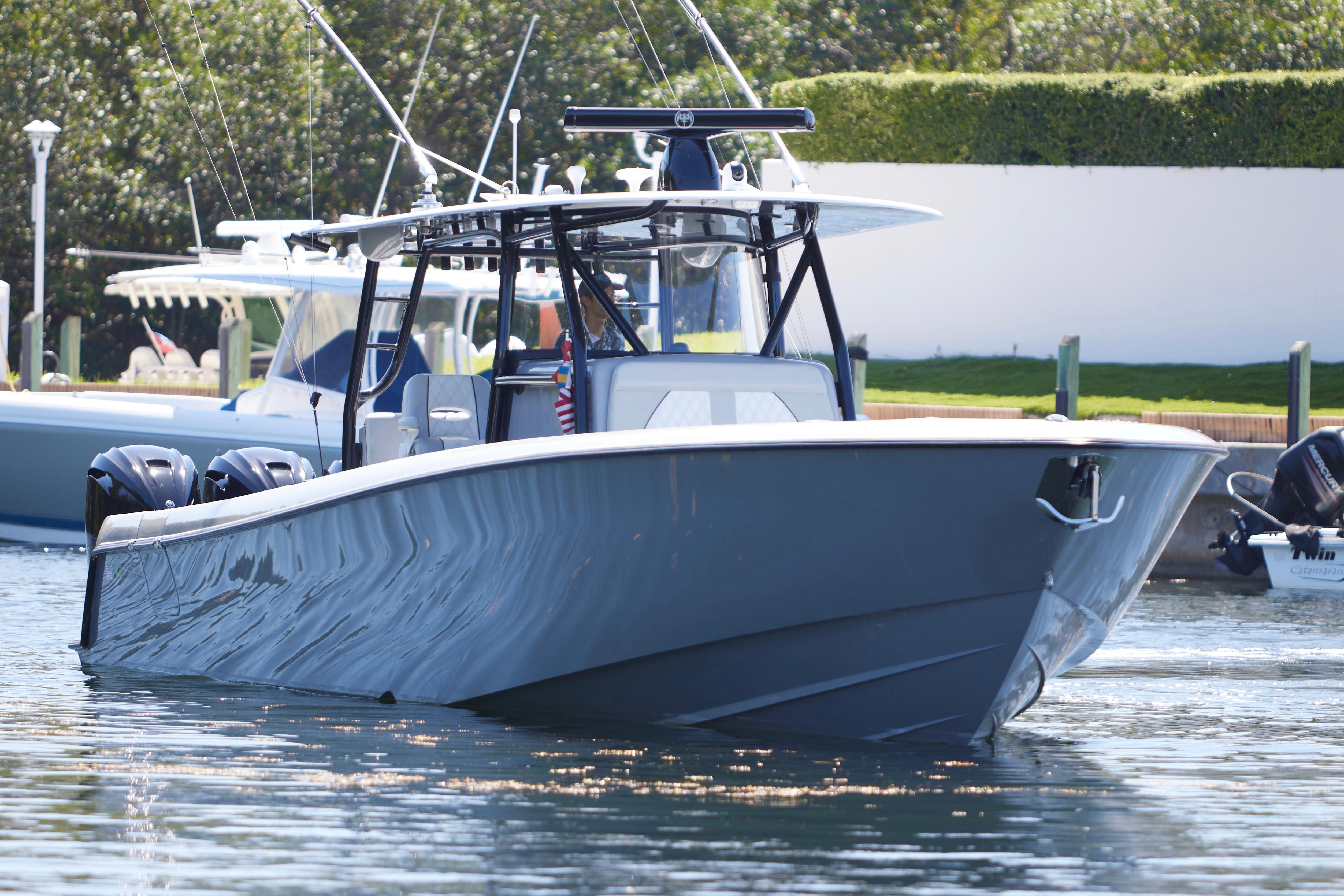 Used 2022 Contender 44 ST