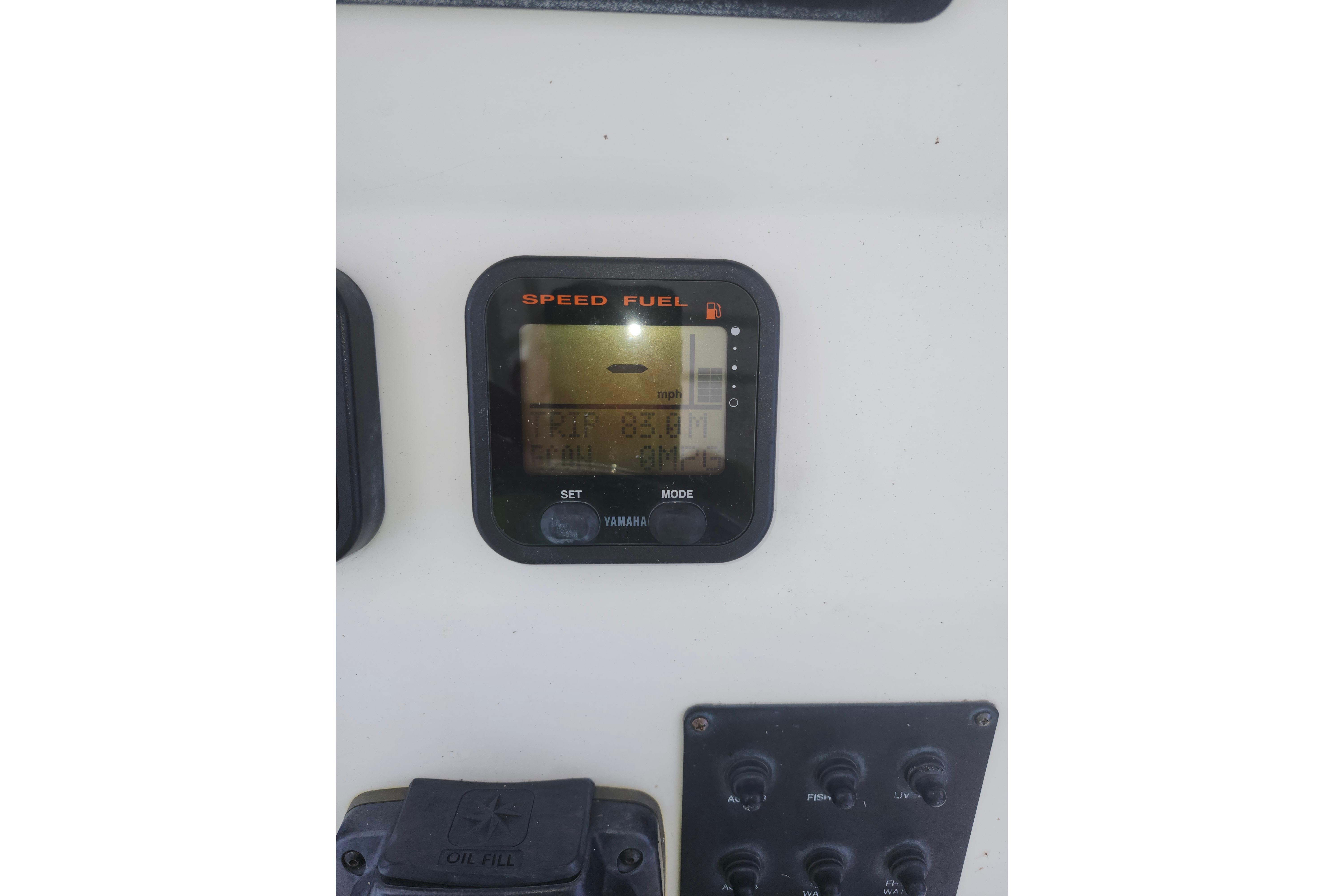 Used 2007 Edgewater 228CC
