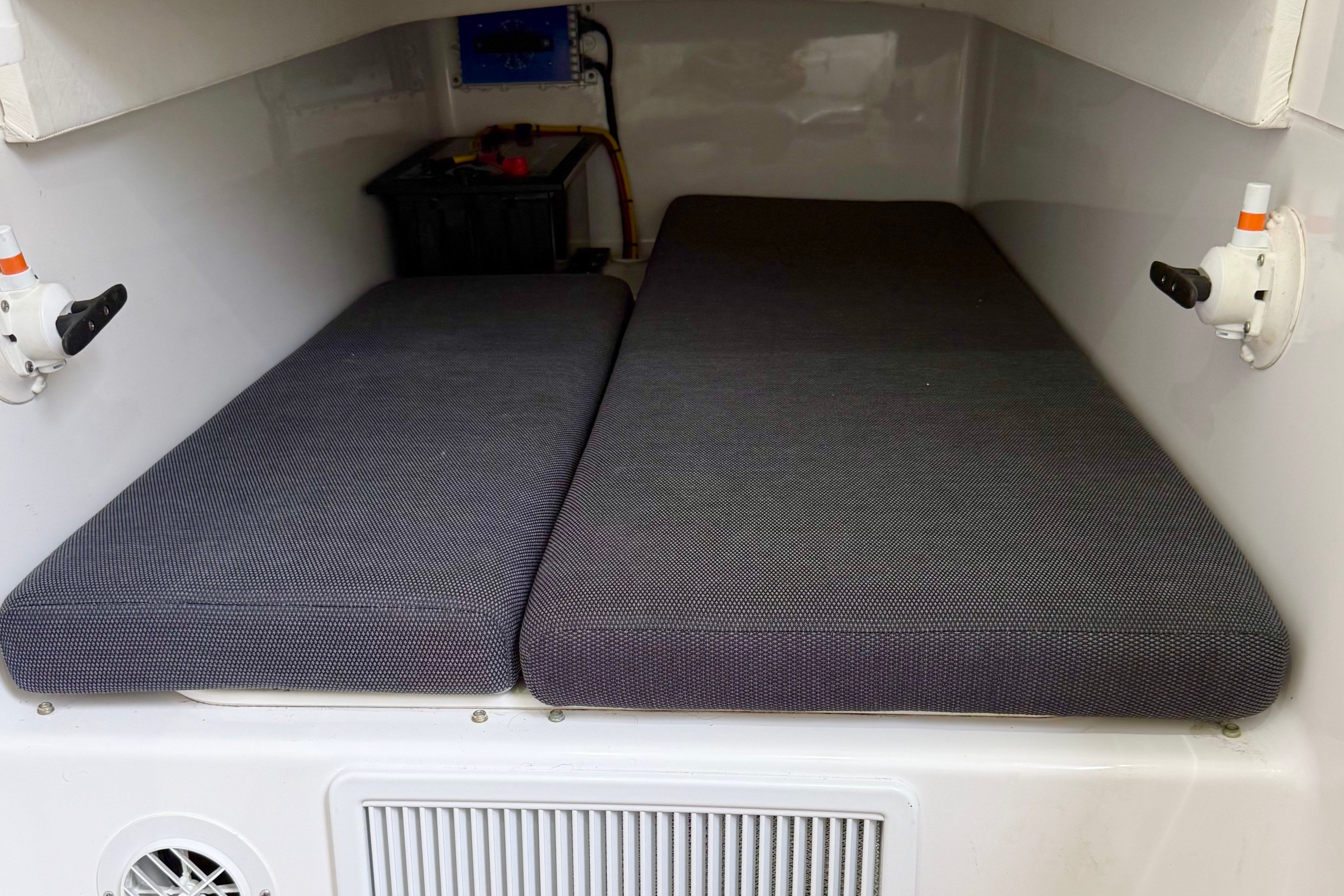Used 2025 Front Runner 36 Center Console
