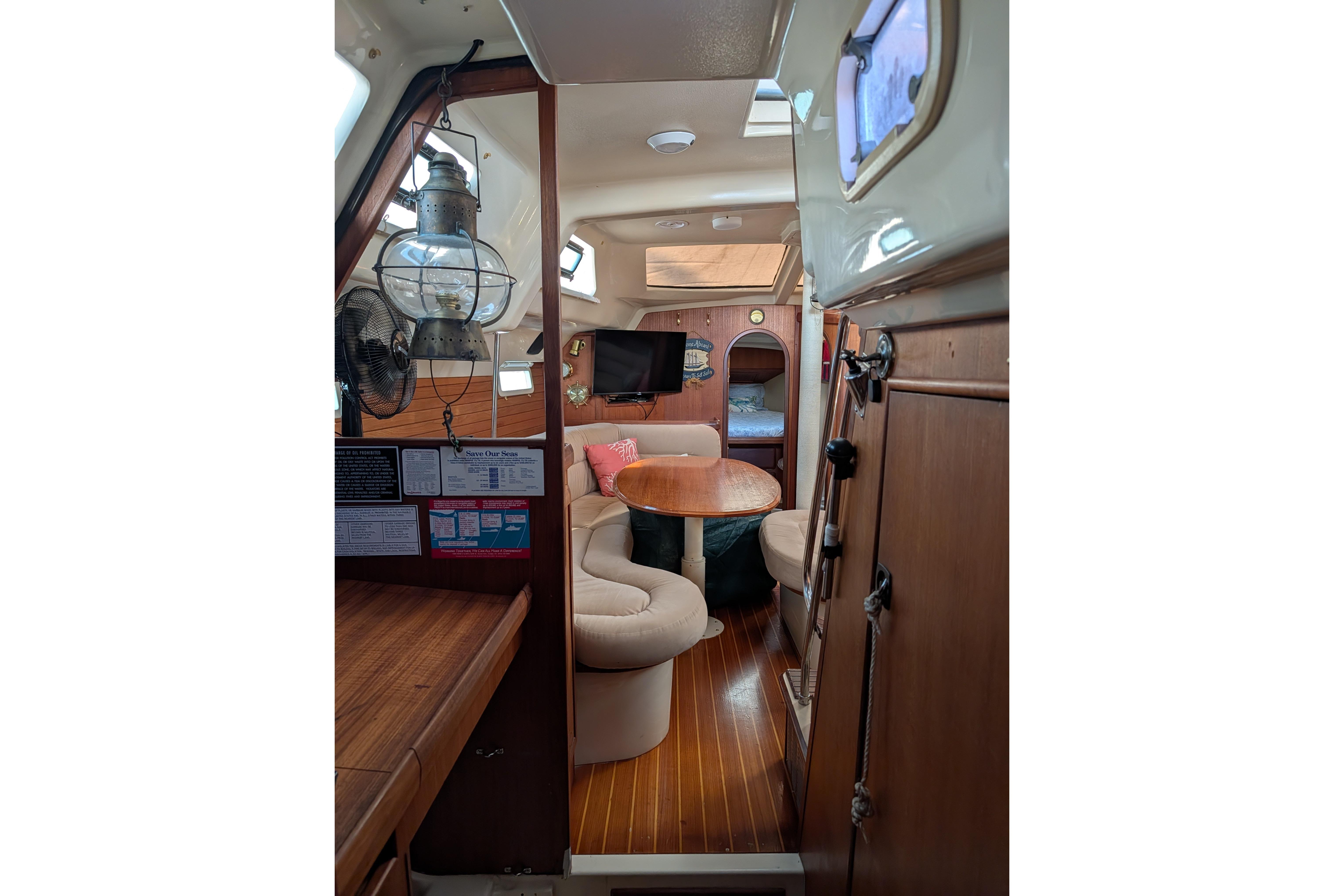 Used 1994 Hunter Passage 42