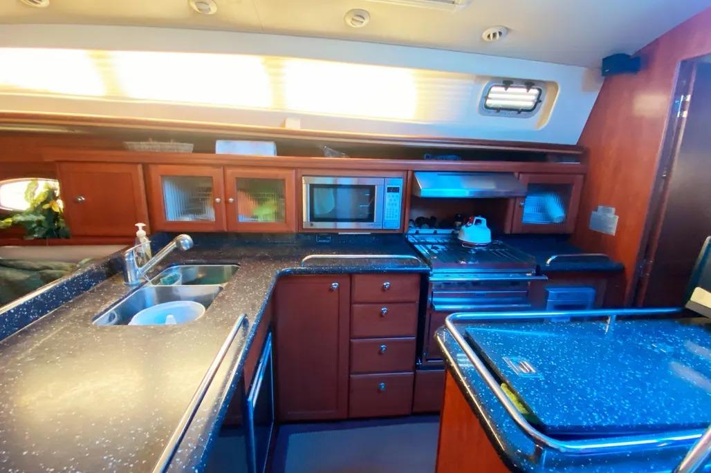Used 2012 Hunter 50