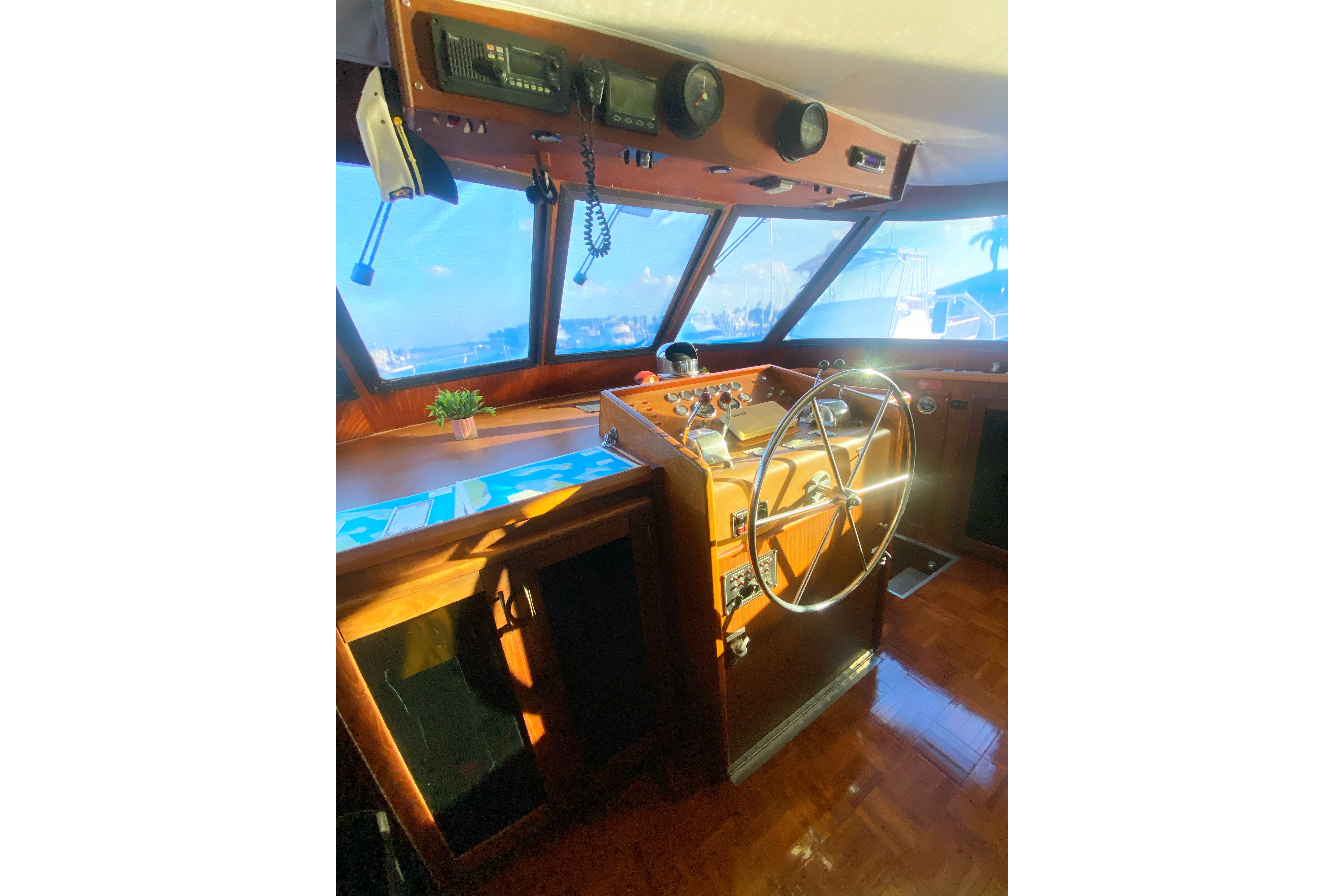 Used 1983 Hatteras 53 Extended Deckhouse Motor Yacht