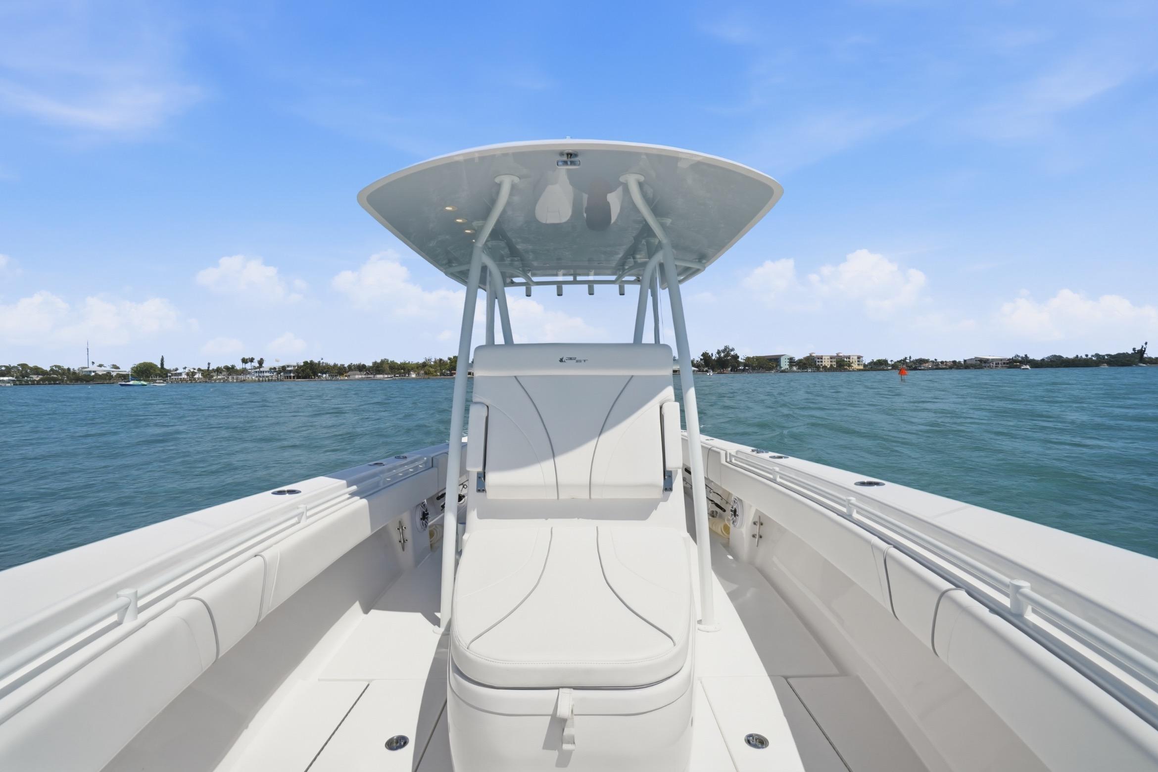 Used 2024 Contender 32 ST