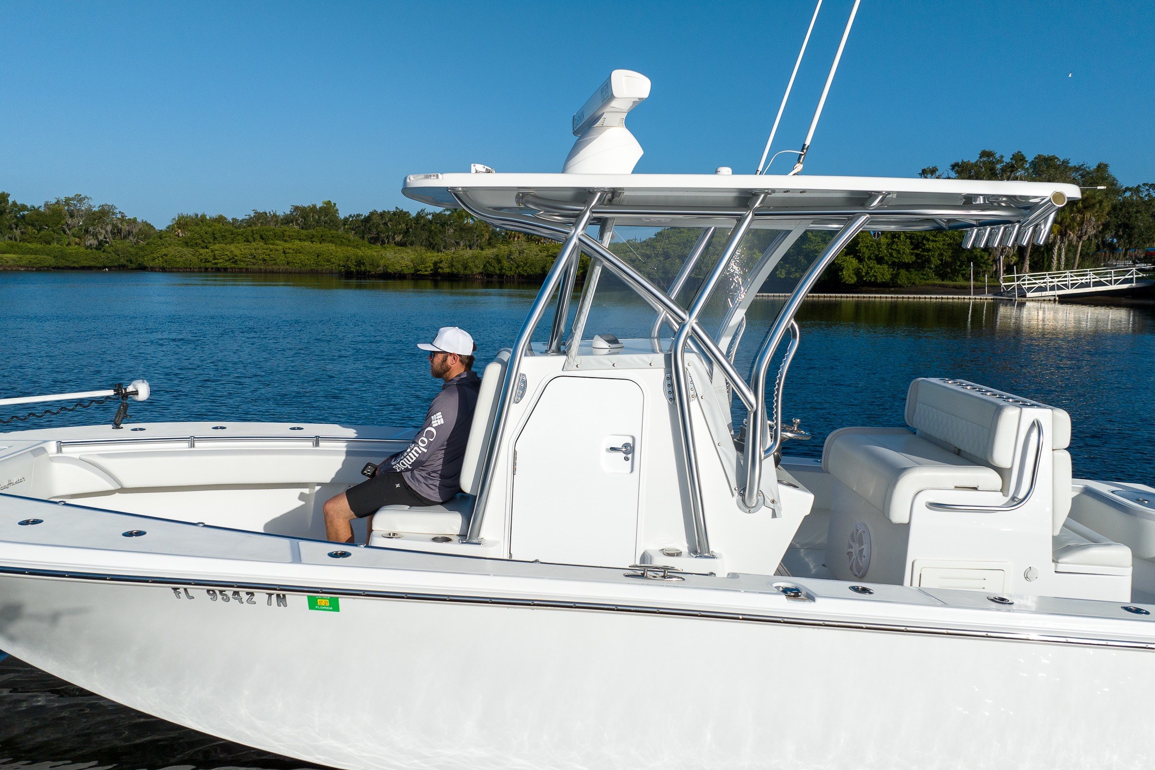 Used 2023 SeaHunter 28 Floridian