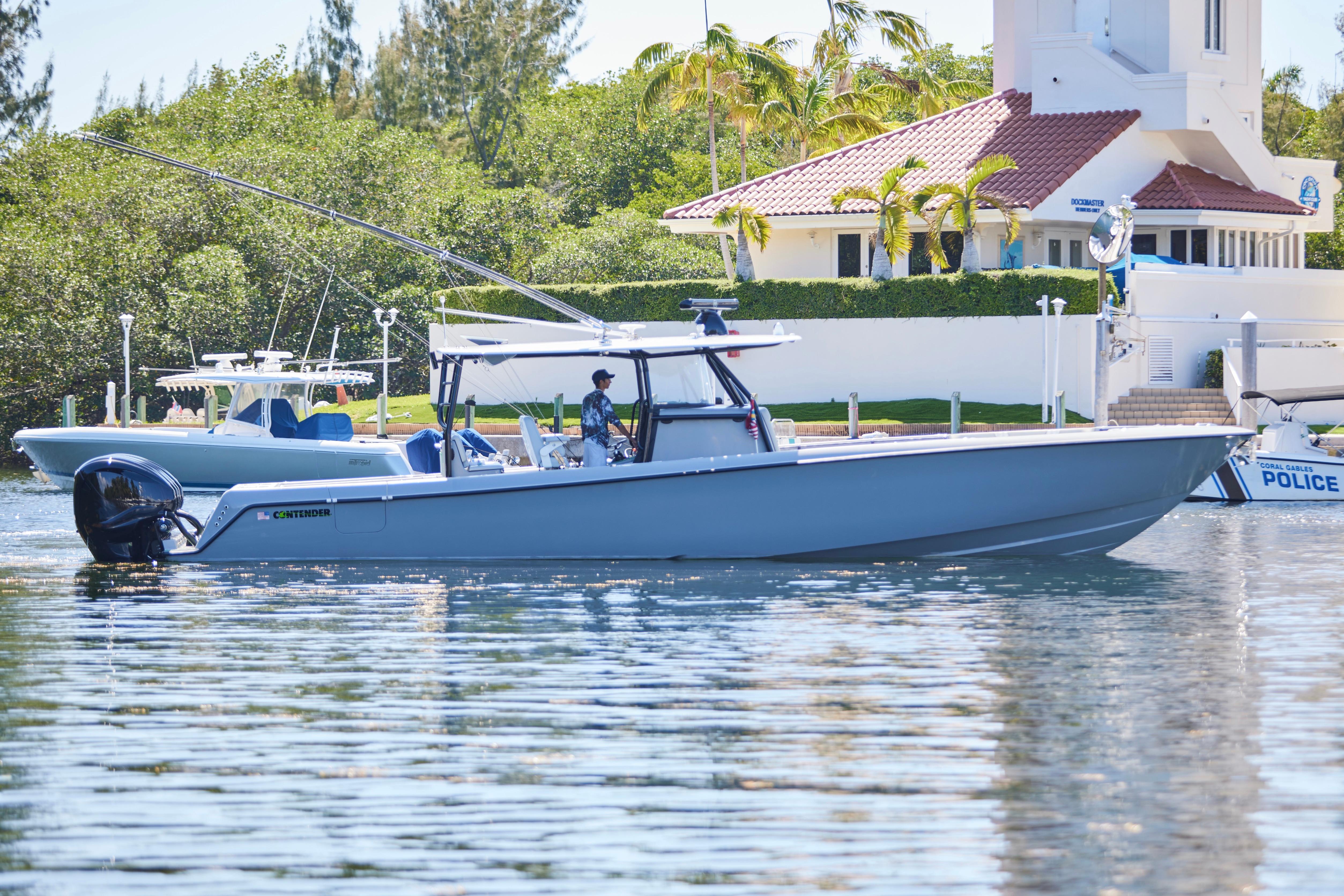 Used 2022 Contender 44 ST