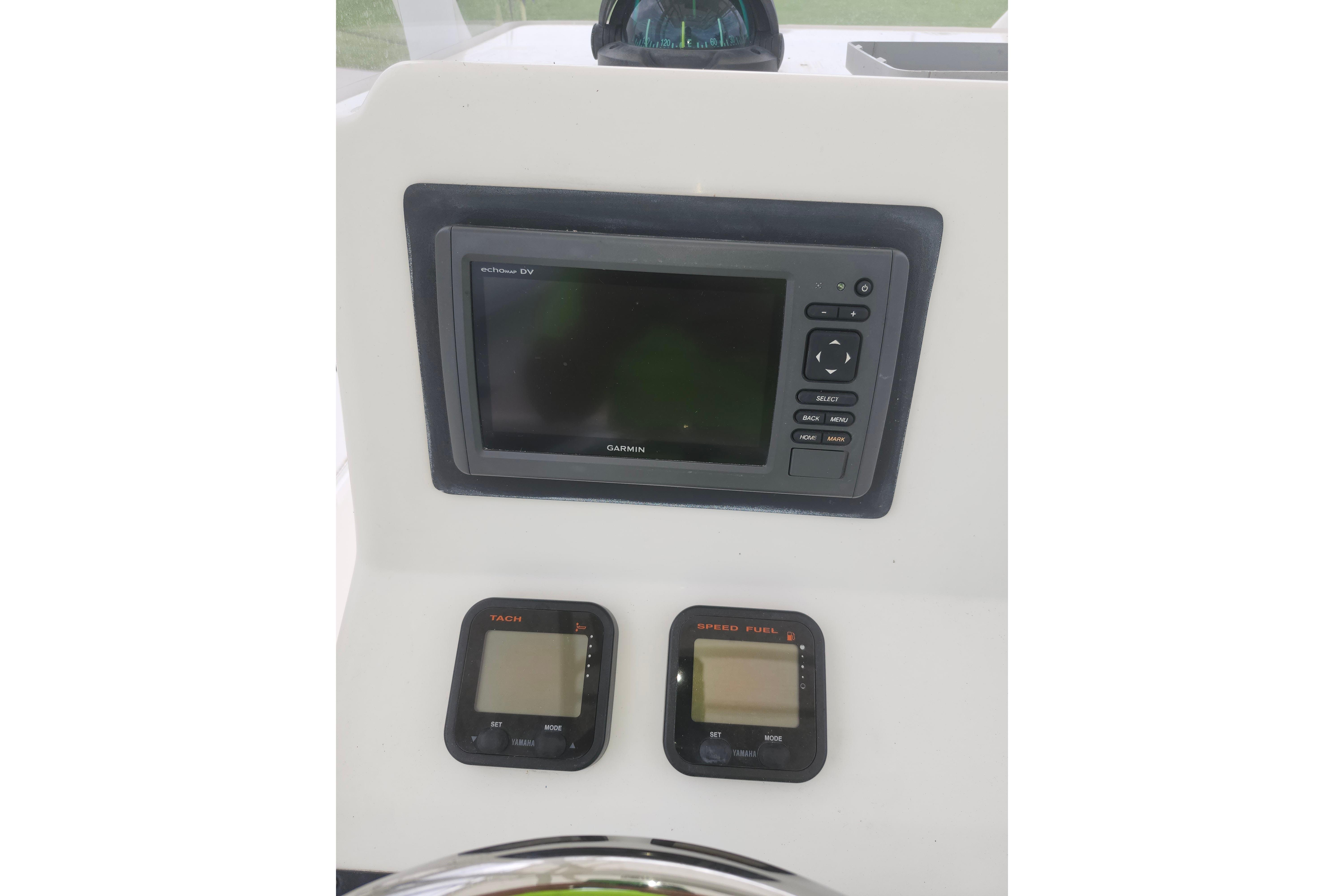 Used 2007 Edgewater 228CC