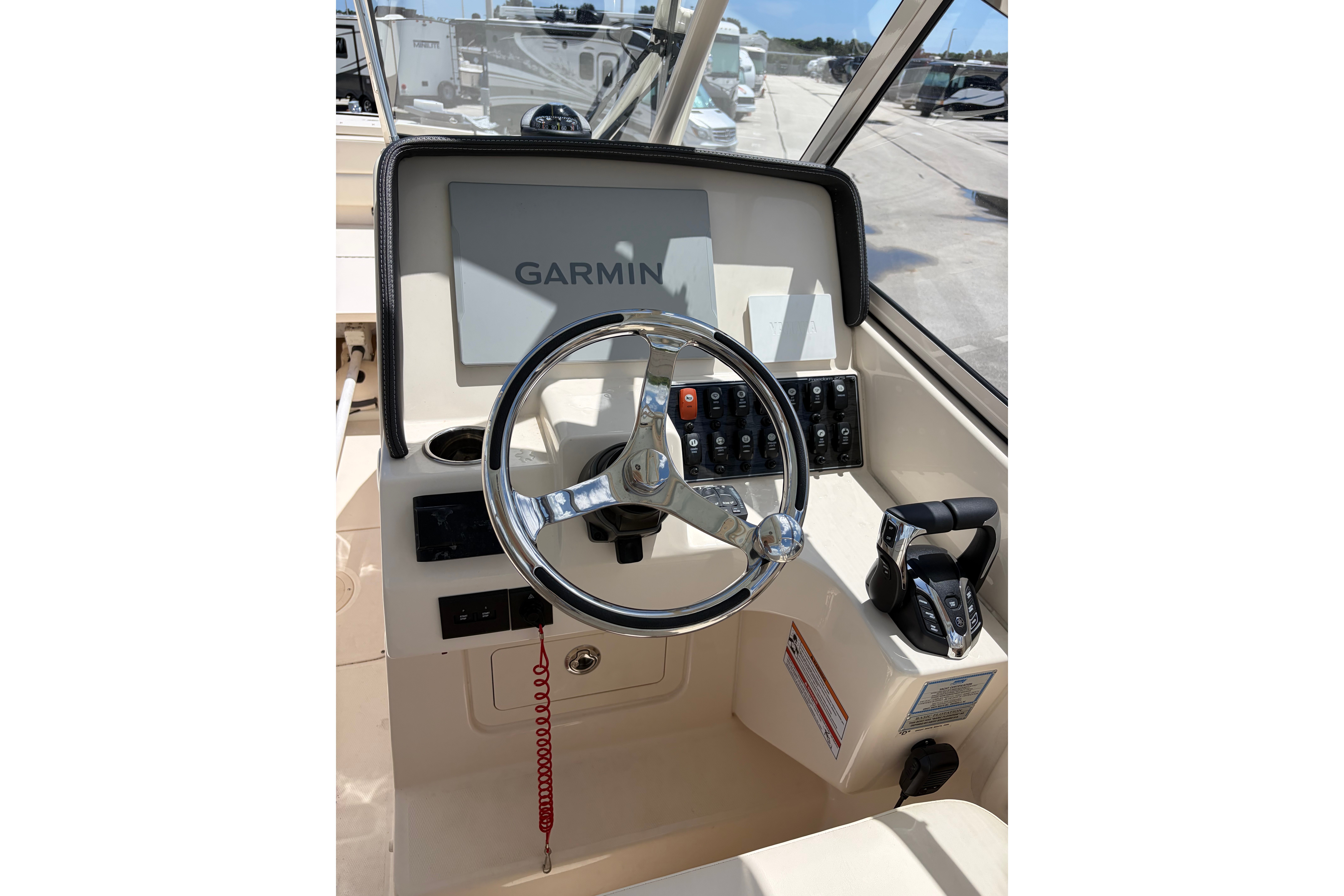 Used 2025 Grady-White Freedom 275