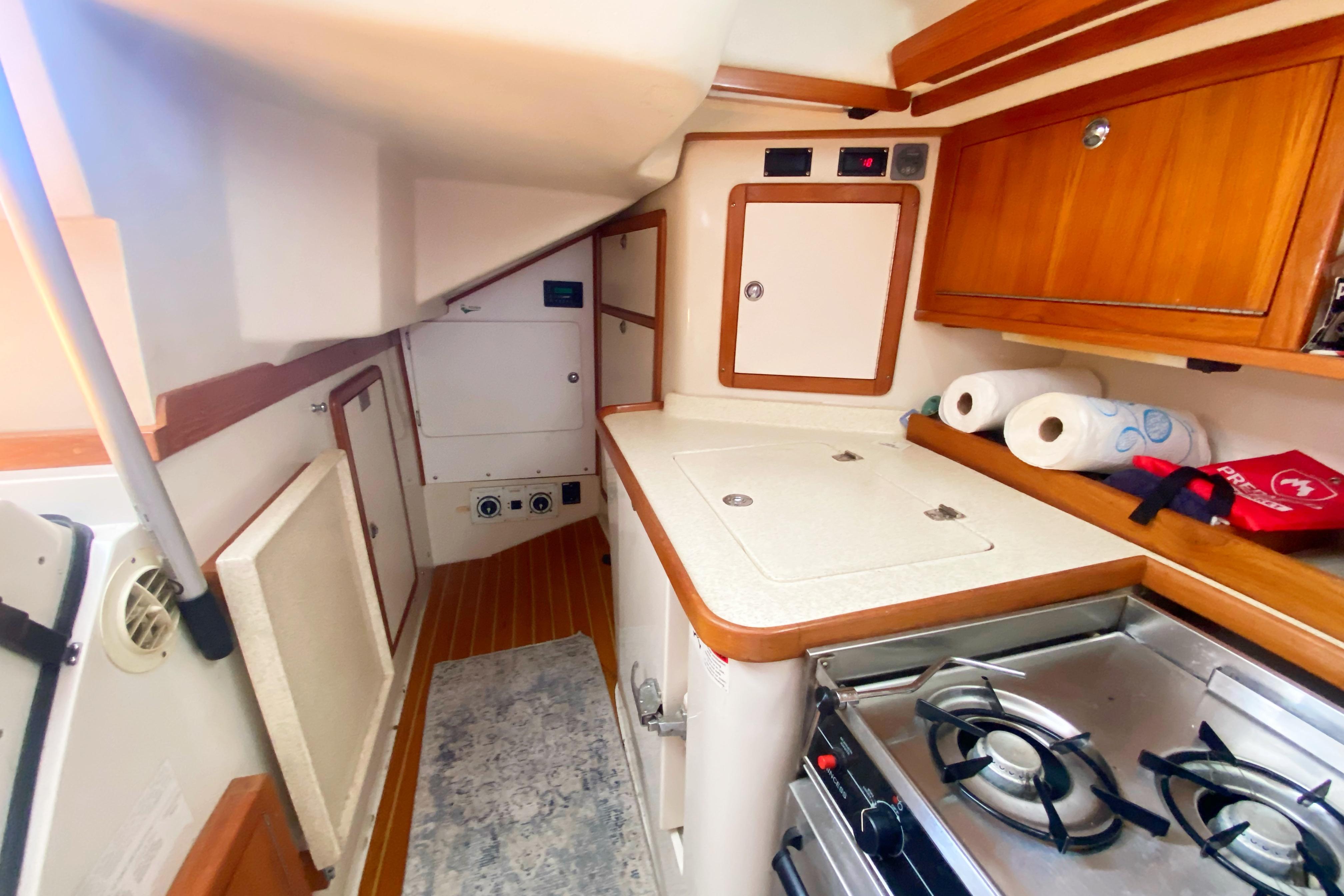 Used 2004 Catalina 42 MkII