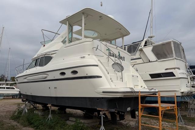 Used 2000 Maxum 4100 SCA