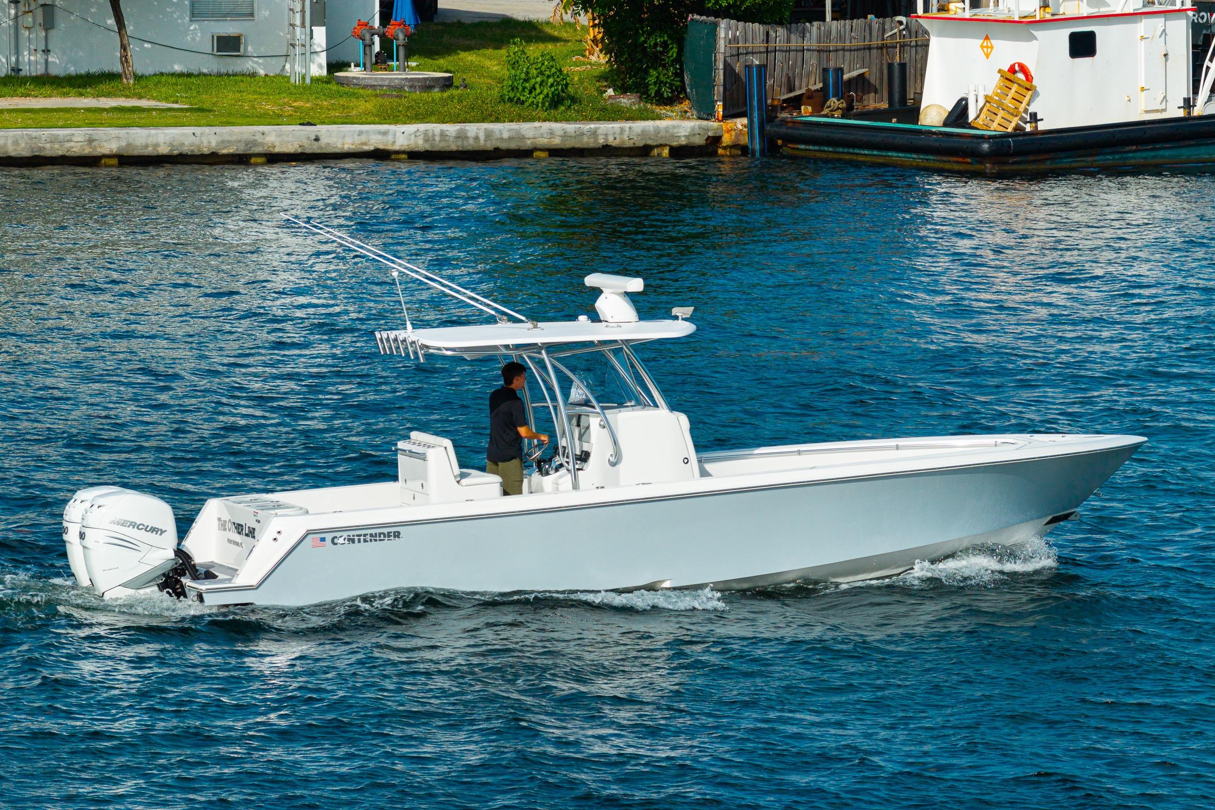 Used 2022 Contender 32 ST