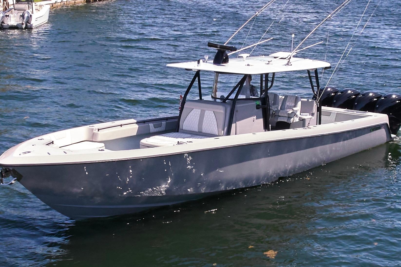 Used 2022 Contender 44 ST