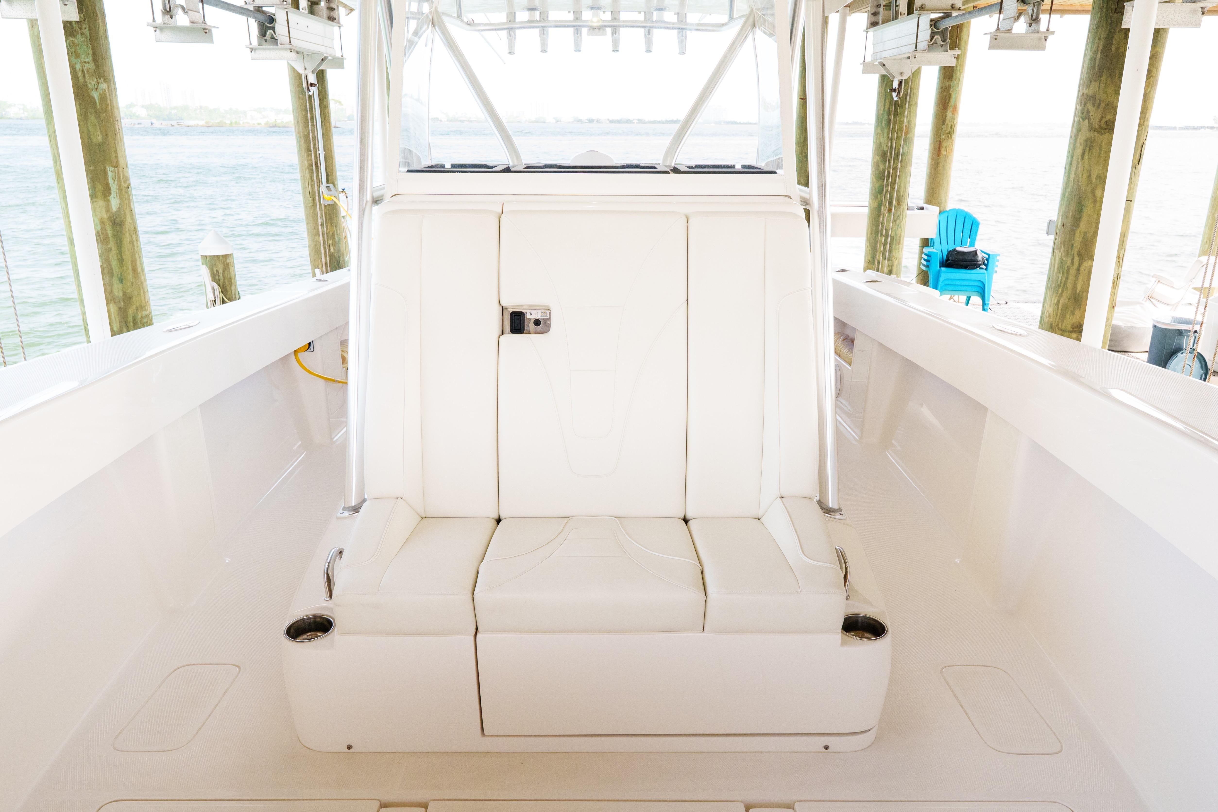 Used 2022 SeaVee 370Z