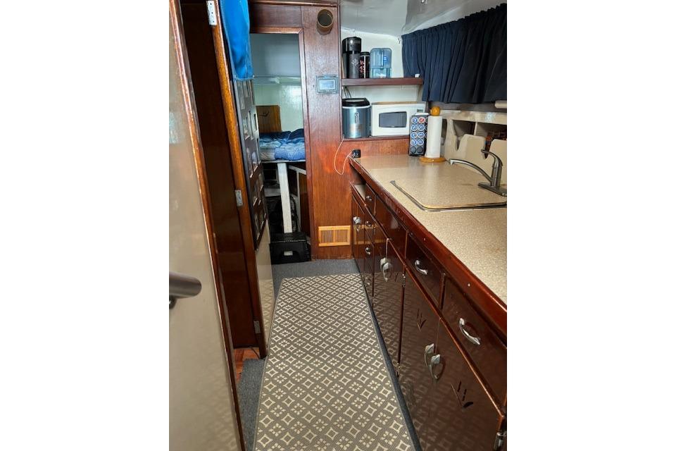 Used 1961 Hatteras 41 Convertible