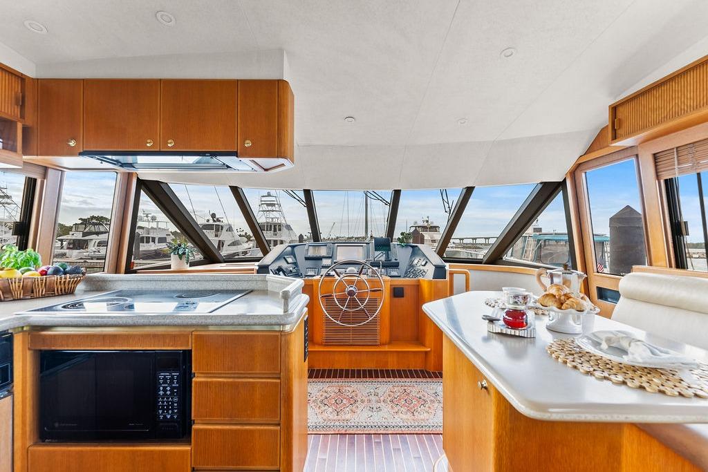 Used 2000 West Bay 58 Sonship