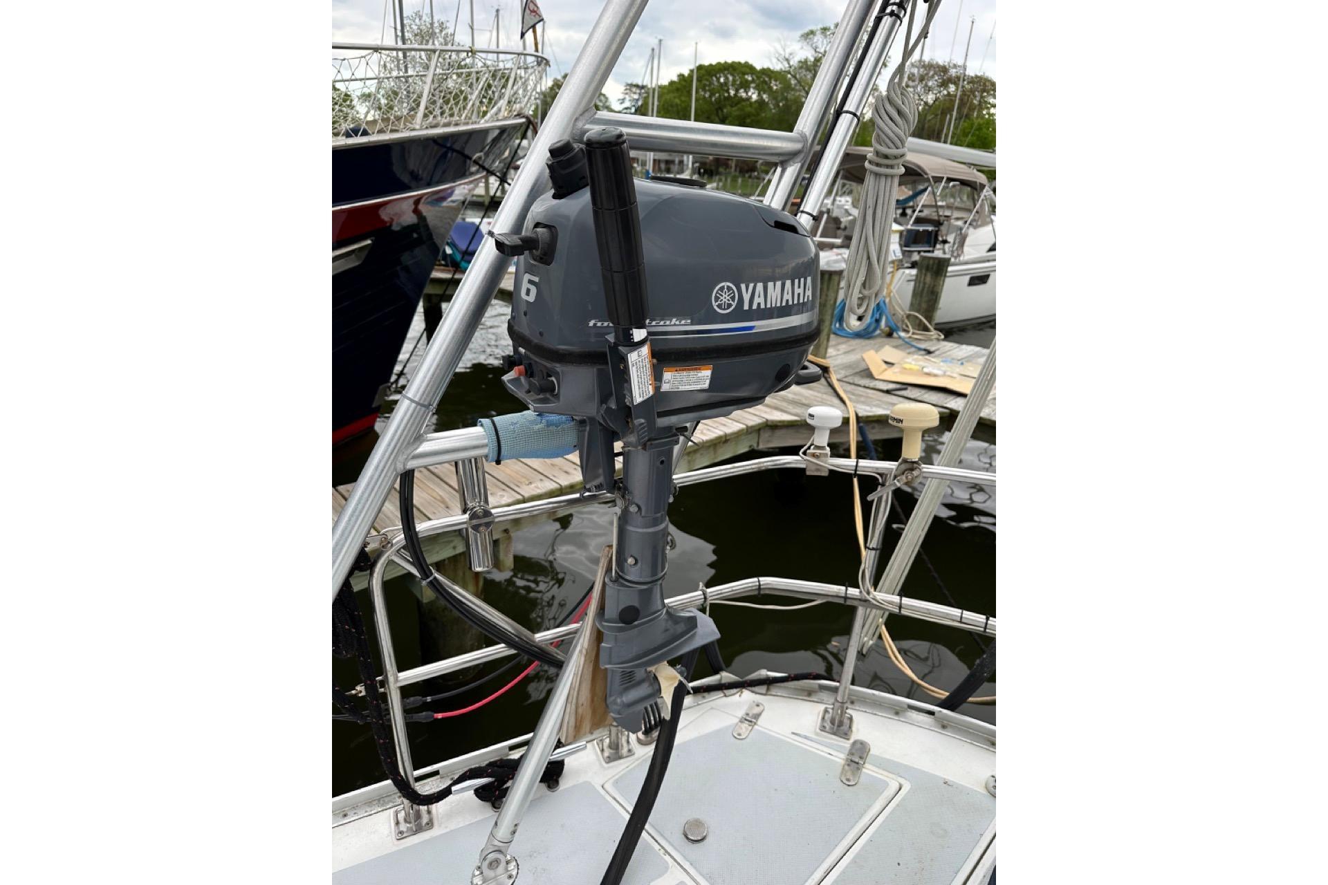 Used 1989 Hylas 44