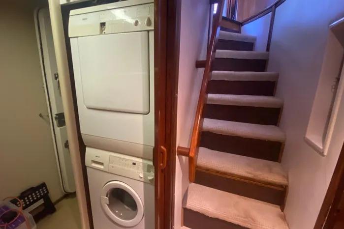Used 1990 Viking Motor Yacht