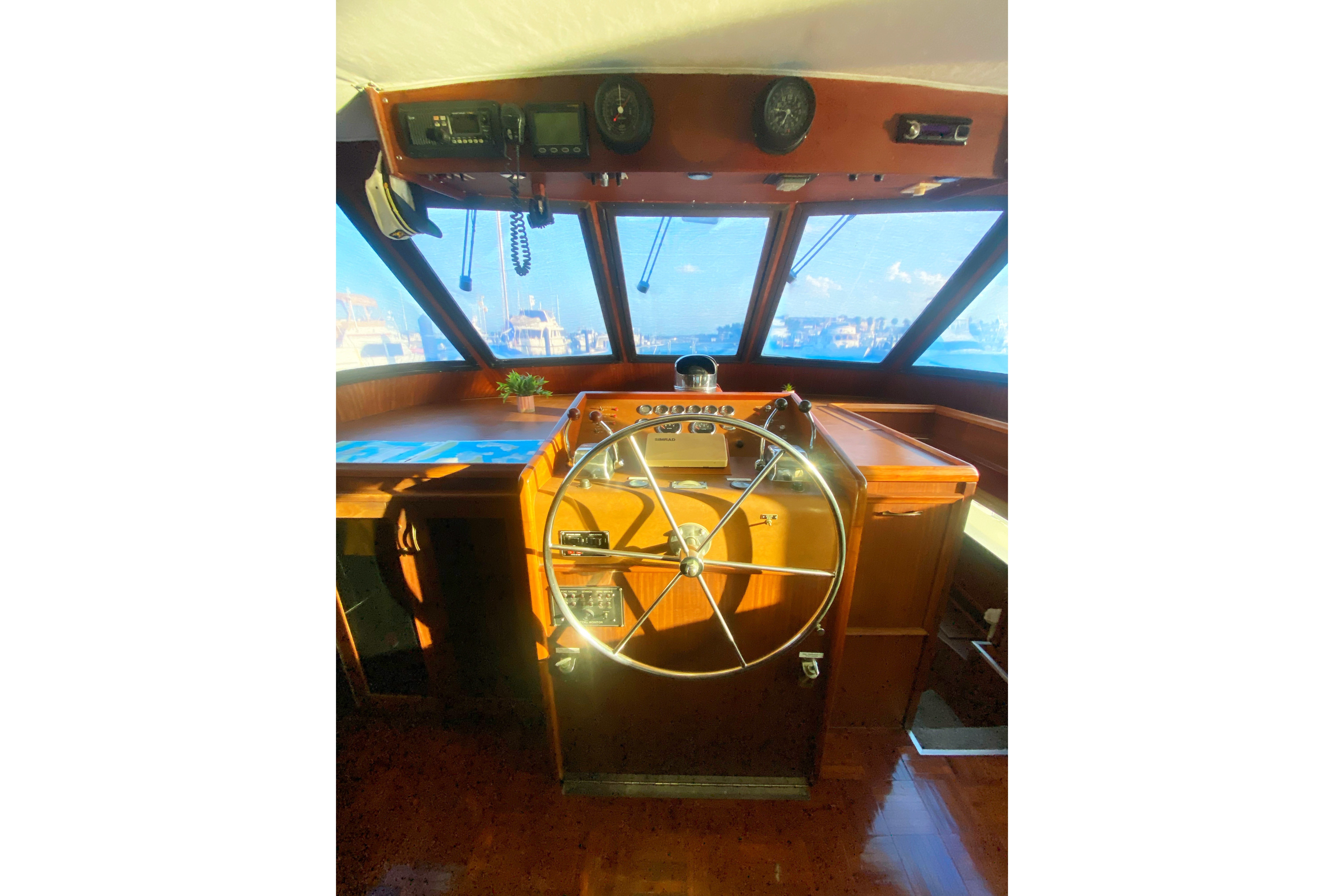 Used 1983 Hatteras 53 Extended Deckhouse Motor Yacht