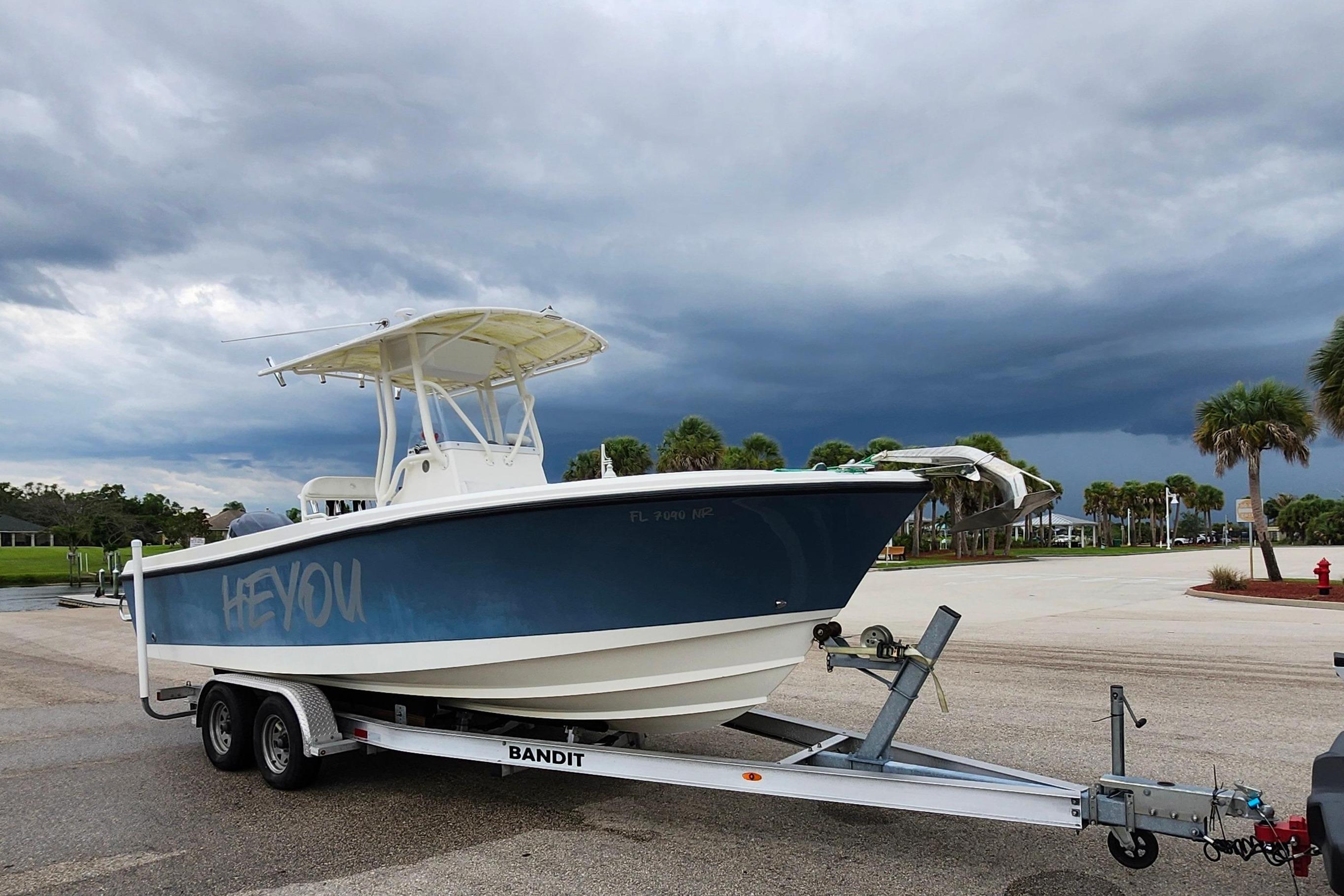 Used 2007 Edgewater 228CC