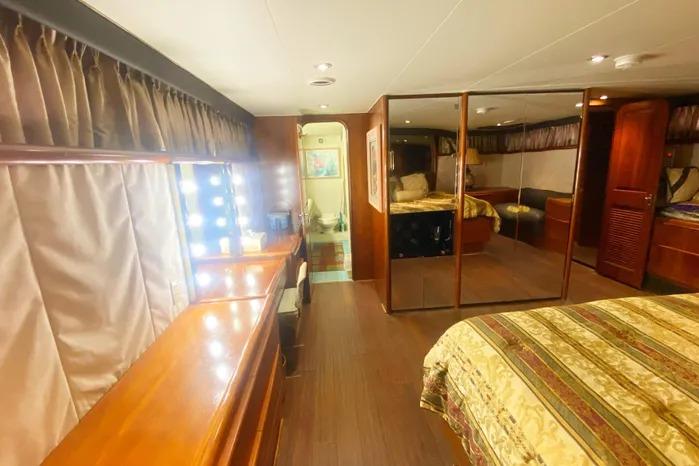 Used 1990 Viking Motor Yacht