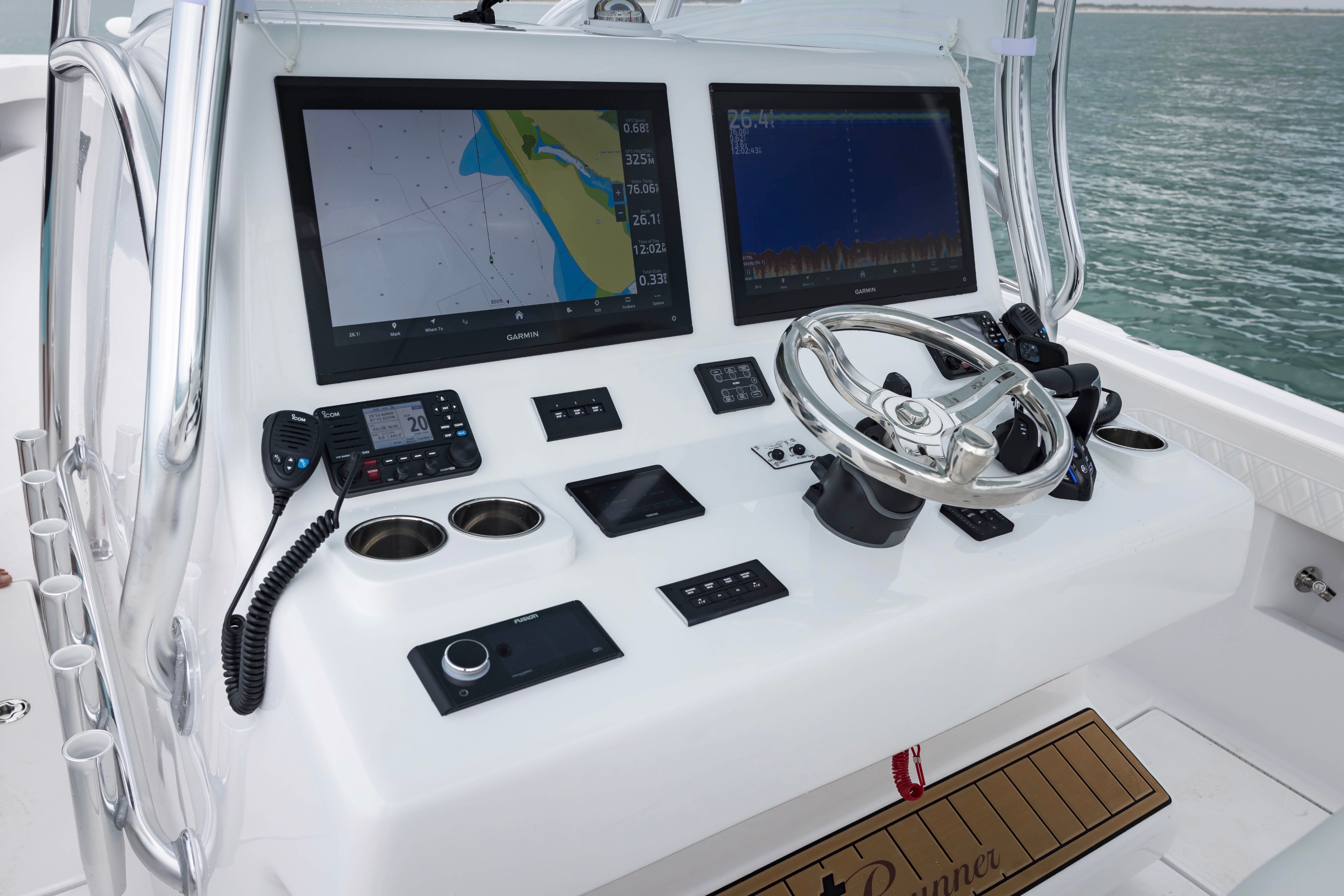 Used 2025 Front Runner 36 Center Console