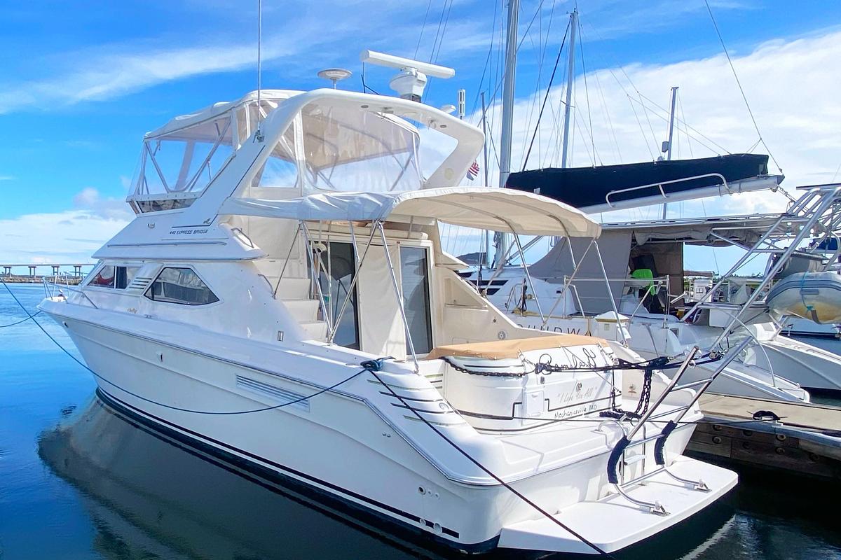Used 1996 Sea Ray 440 Express Bridge