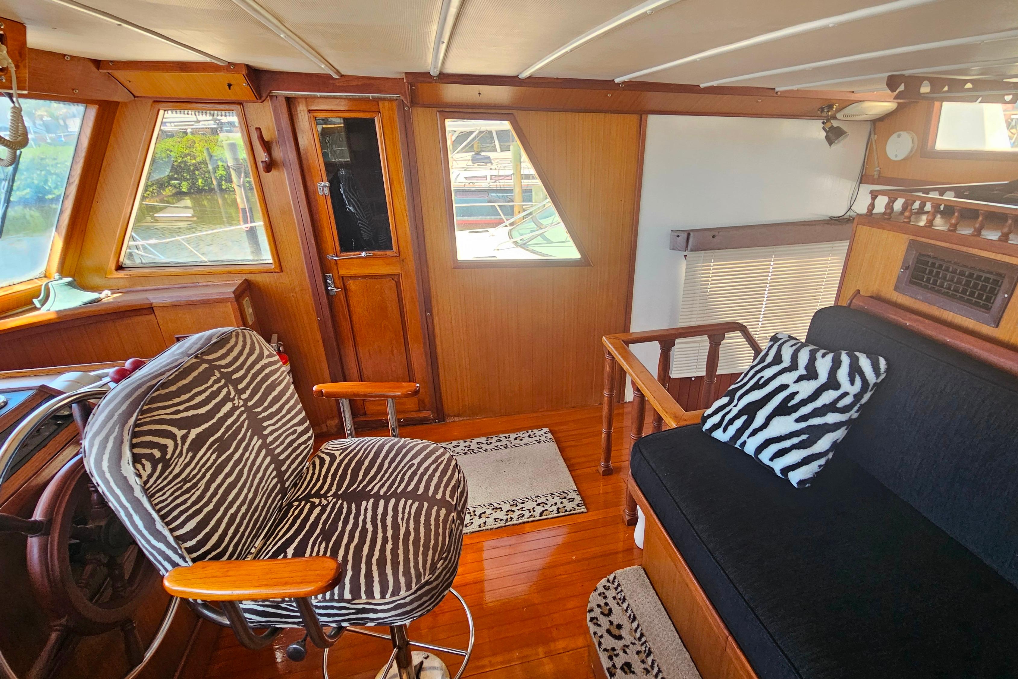 Used 1981 Sea Ranger 47 Pilothouse