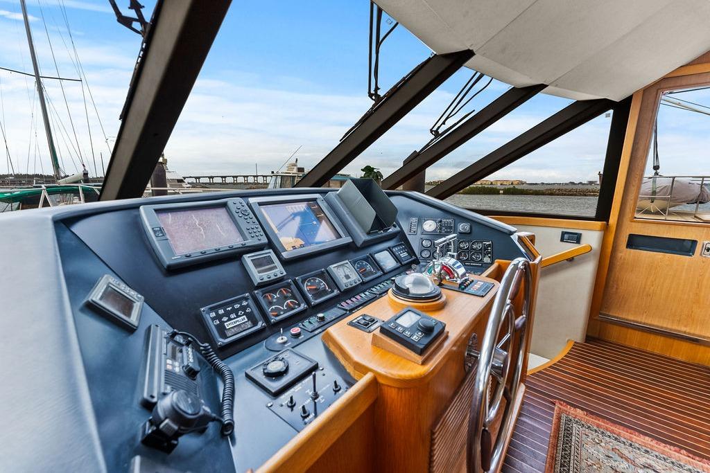Used 2000 West Bay 58 Sonship