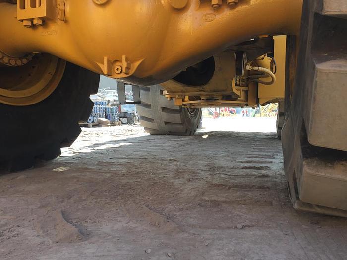 Usado 2015 Caterpillar 988K