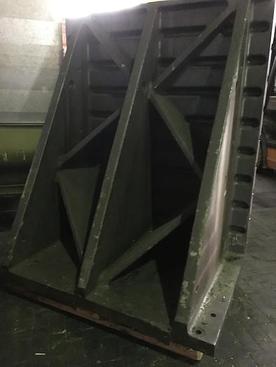 Gebraucht Aufspannwinkel fuer Bohrwerk 90 Grad