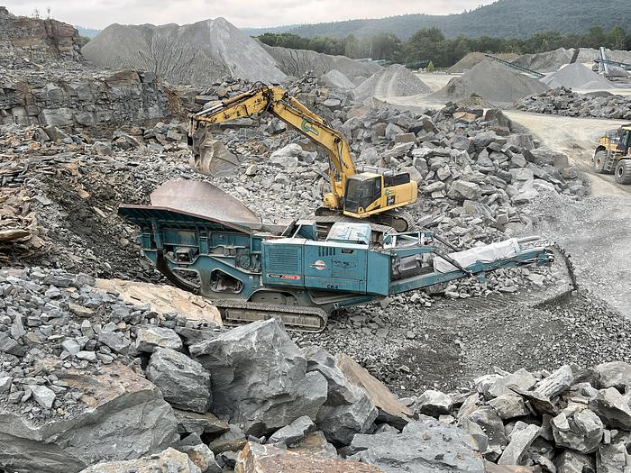 Used 2011 2011 Powerscreen Crusher XA400S AC400S