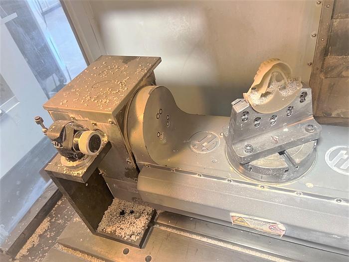 Used 2009 Haas VF2D TR with 30k RPM Spindle and TR160 Trunnion Table