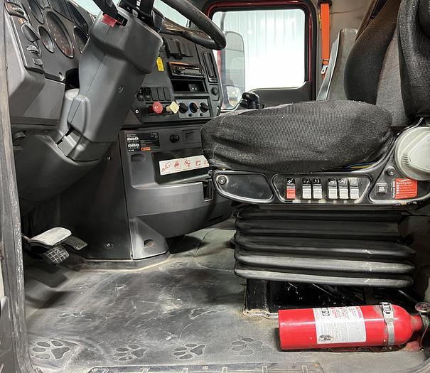 Used 2014 Mack CXU613