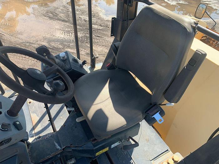 Used 2009 CATERPILLAR CB54XW