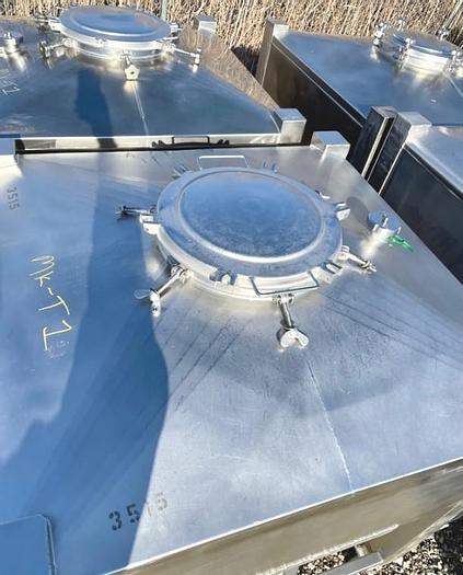 Used Used 36 Cu.Ft. Stainless Steel Portable Totes/Tanks on Wheels