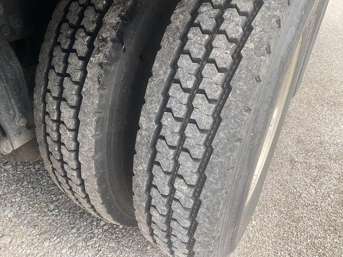 Used 2009 Peterbilt 386 Rillback wrecker