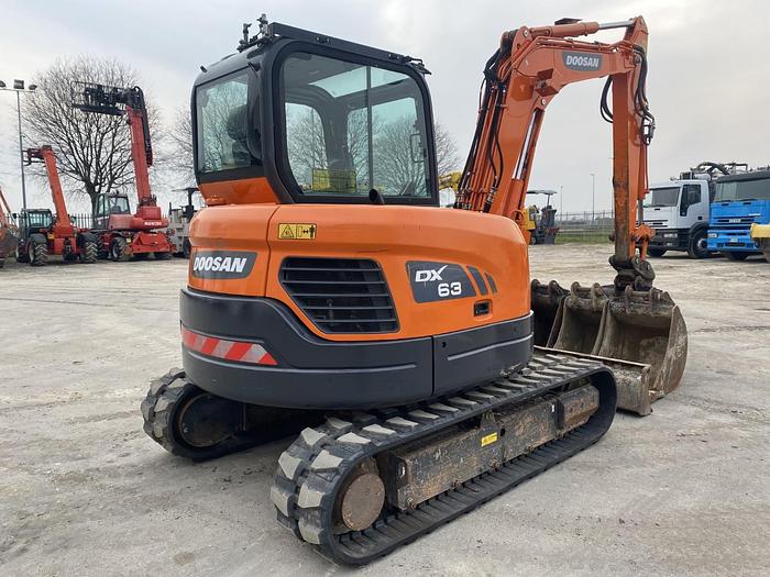 Usato 2016 DOOSAN DX63-3