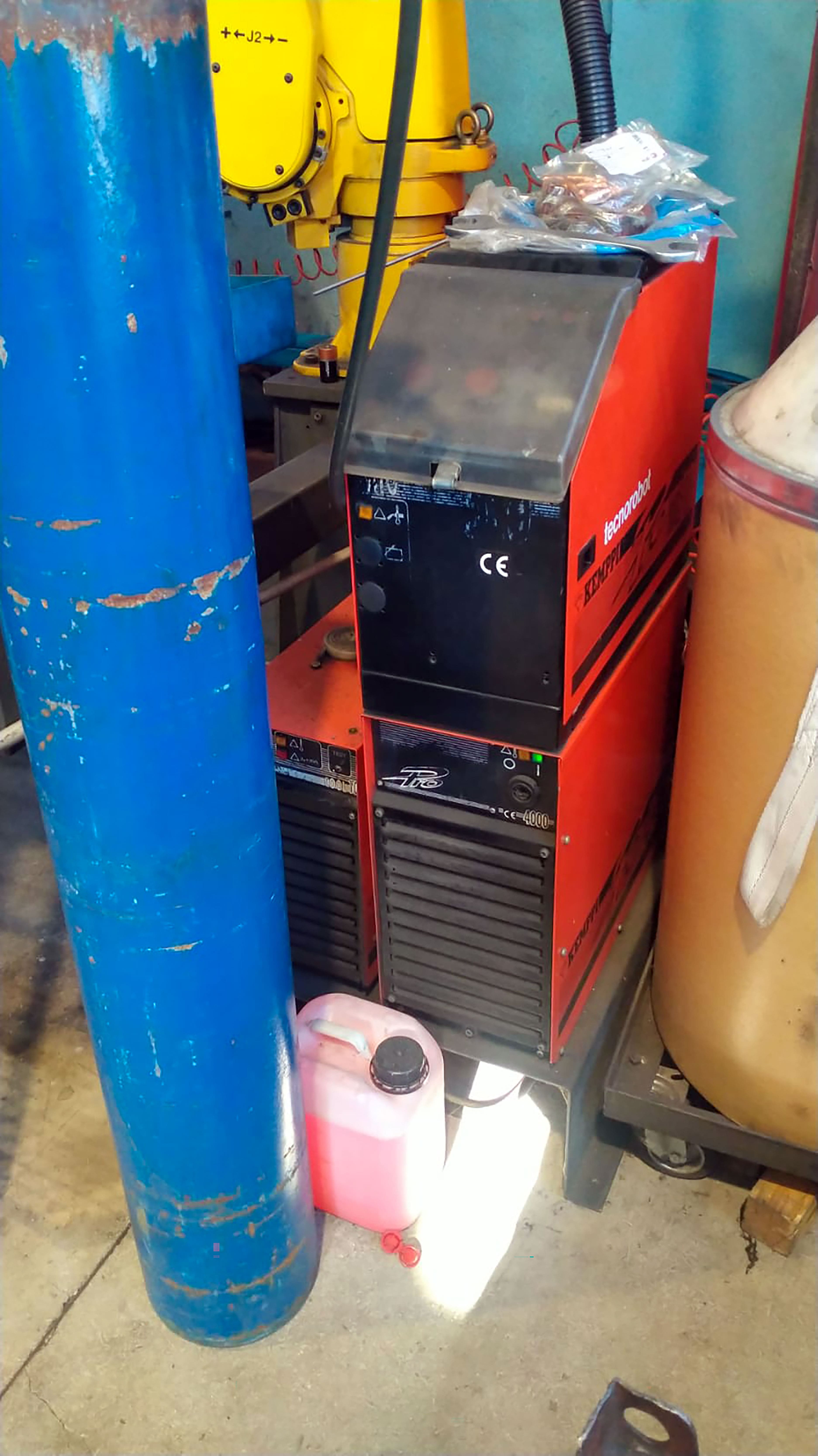 Used Fanuc ARC MATE 10 - CNC HMC - 2008